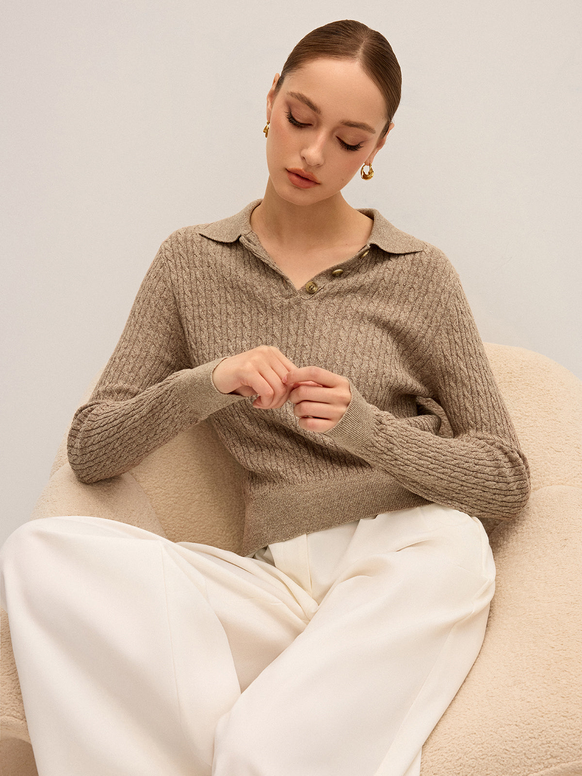 Pull en coton à col torsadé