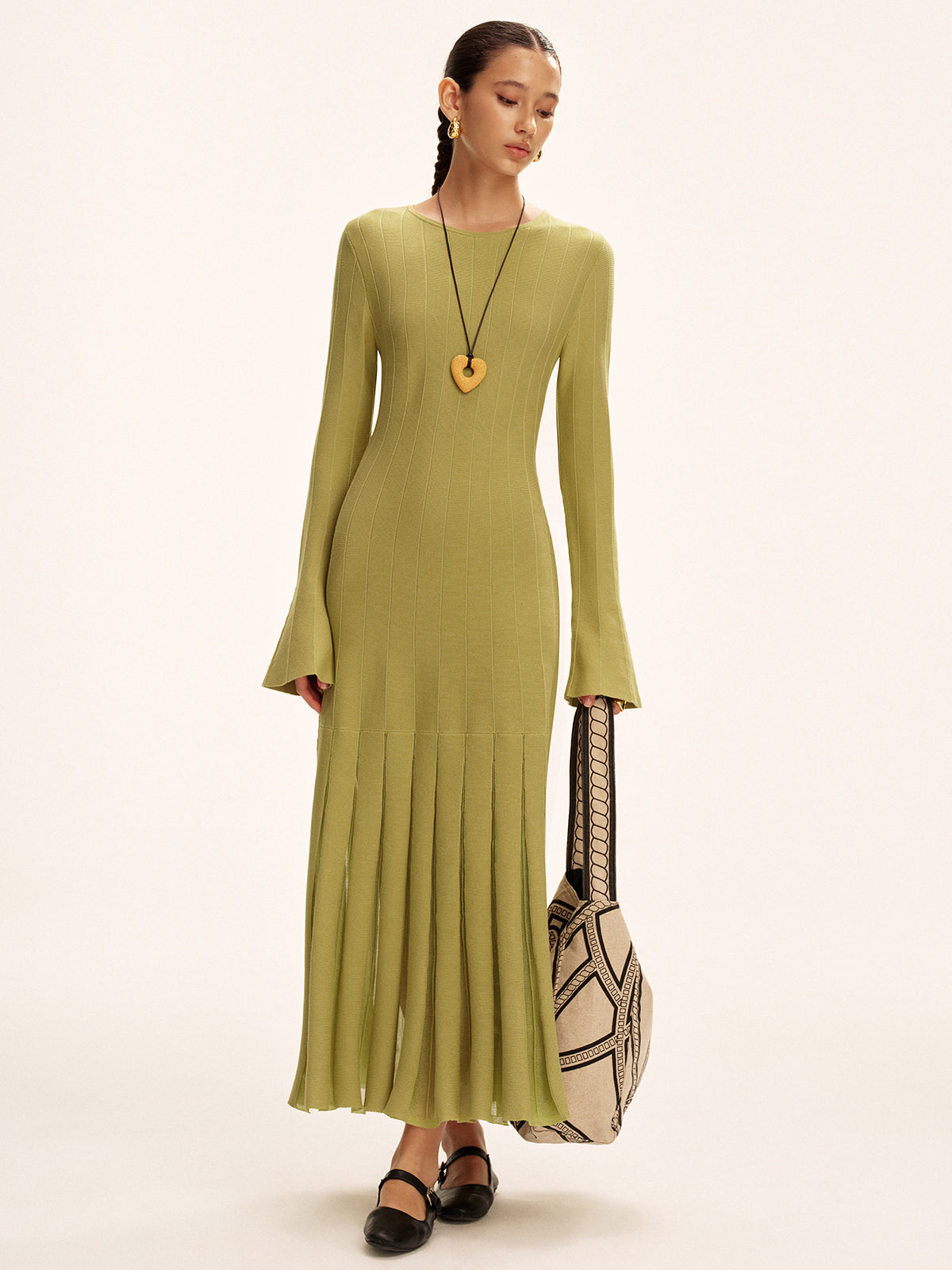 Mesh Pleated Hem Knit Maxi Dress