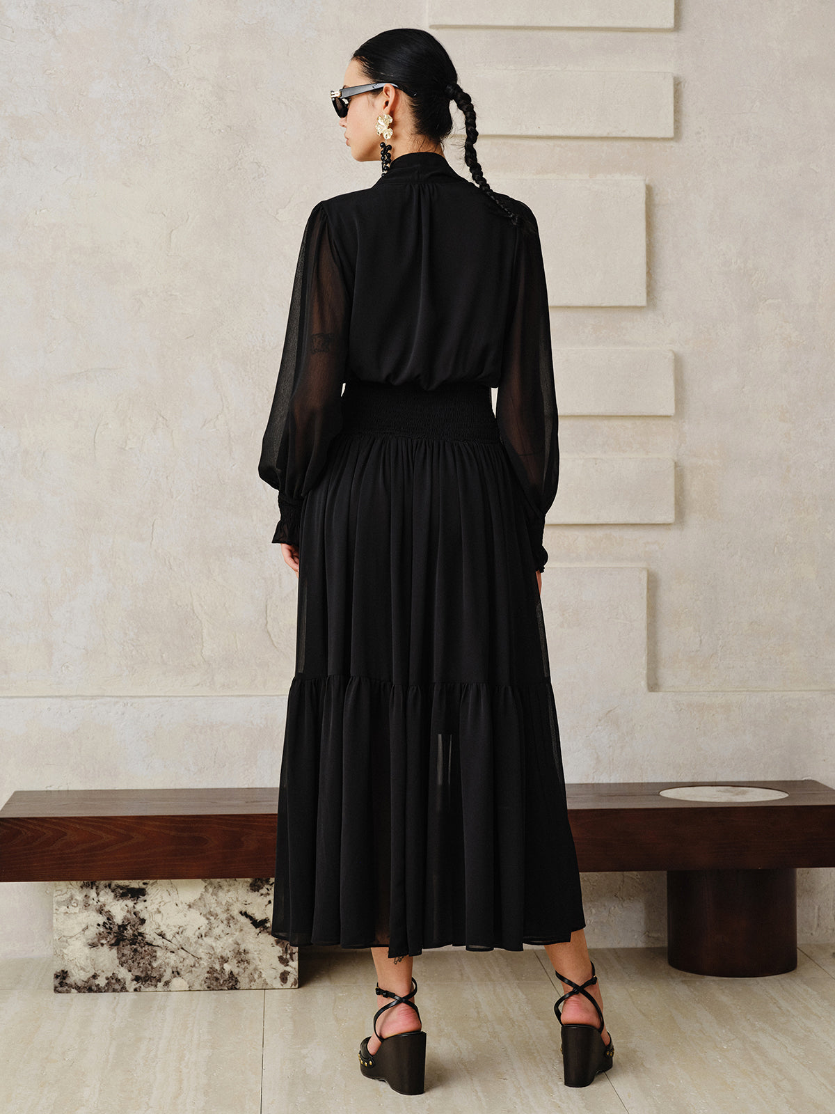 Robe longue en mousseline avec écharpe