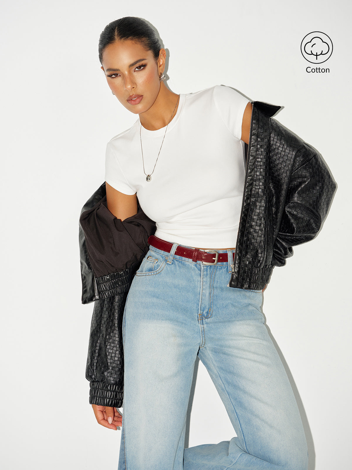 Haut côtelé à manches courtes et col rond en mélange de coton