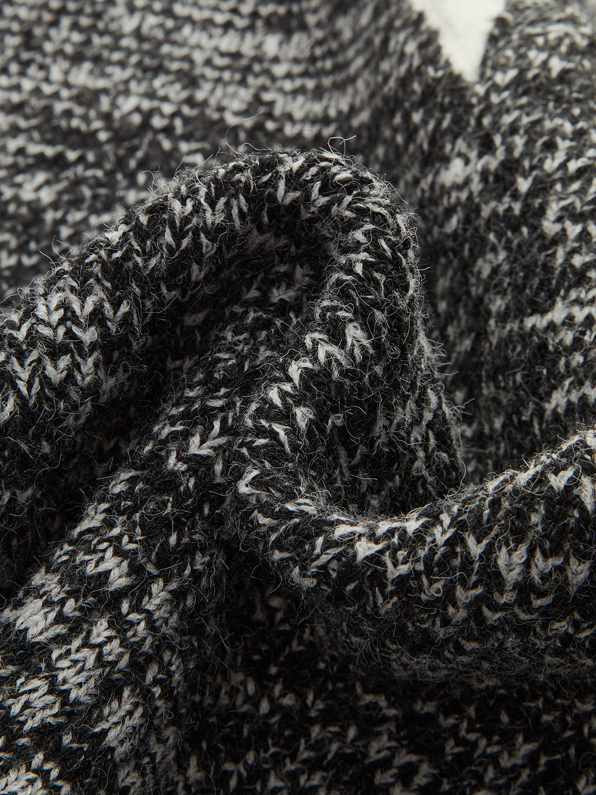 Two-Tone Reversible V-Neck Knit Vest