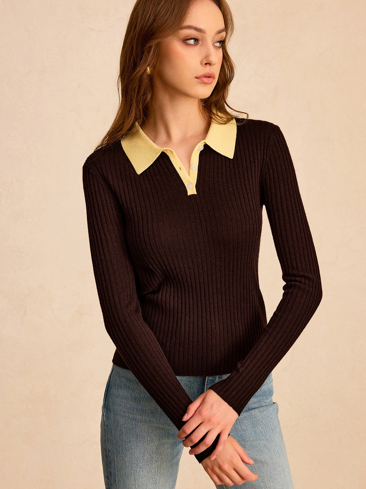 Polo-Strickpullover aus Wollmischung mit Kontrastkragen