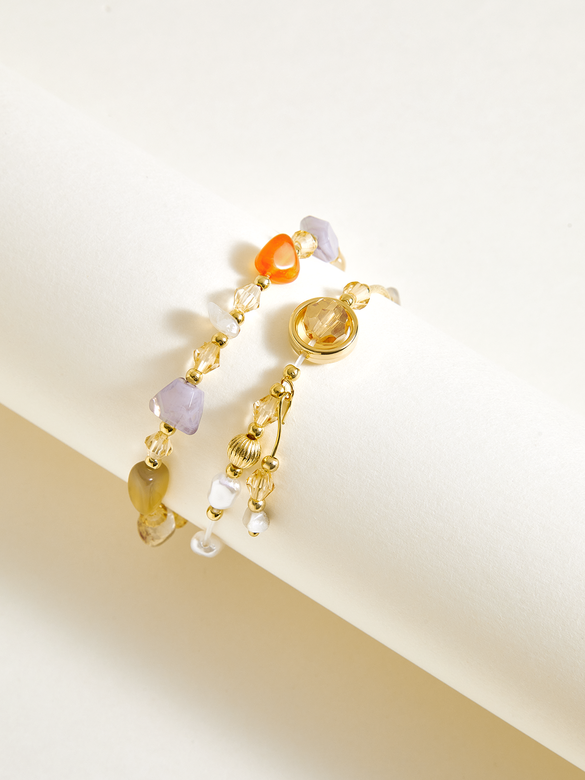 Bracelet double rang en pierres colorées