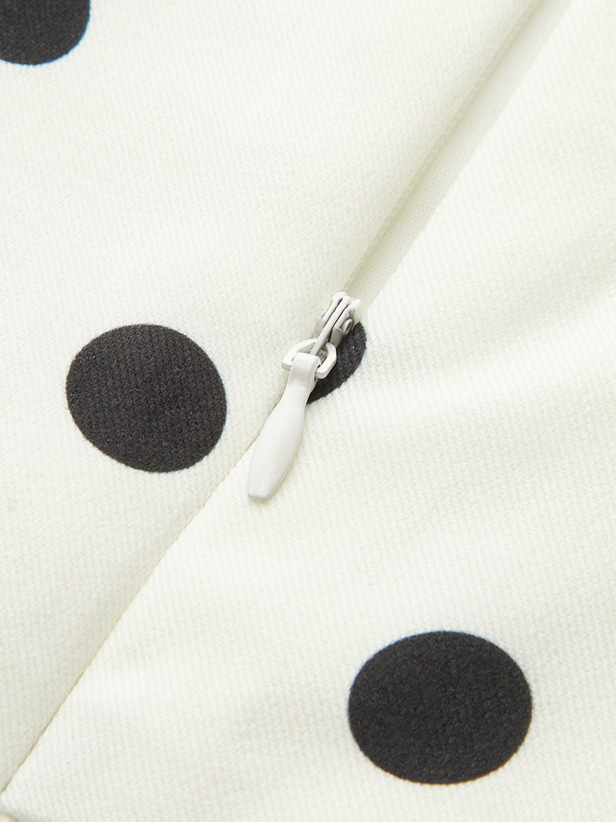Robe longue à col carré et à pois