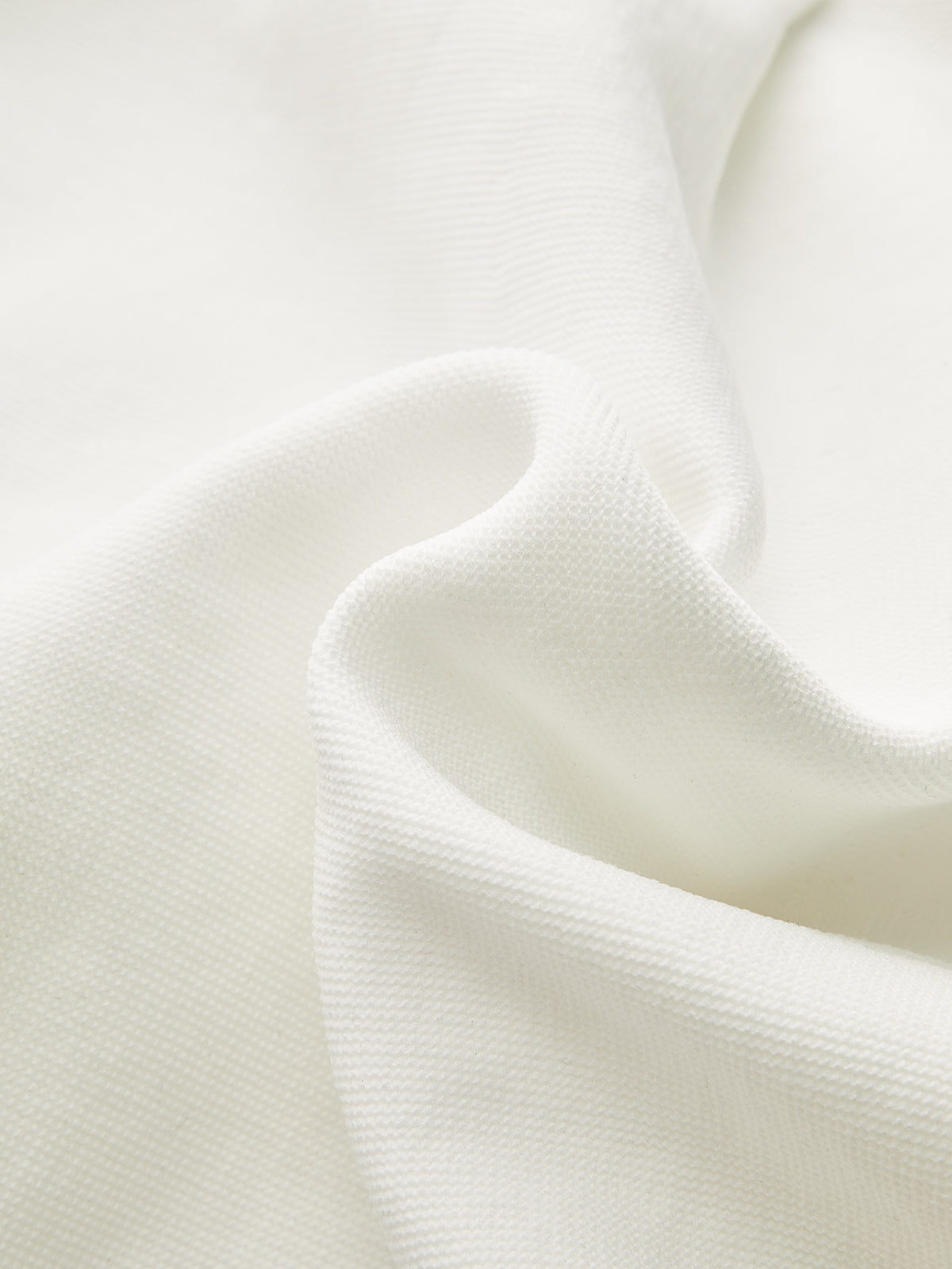 Ärmelloses Strickkleid mit ausgestelltem Rock
