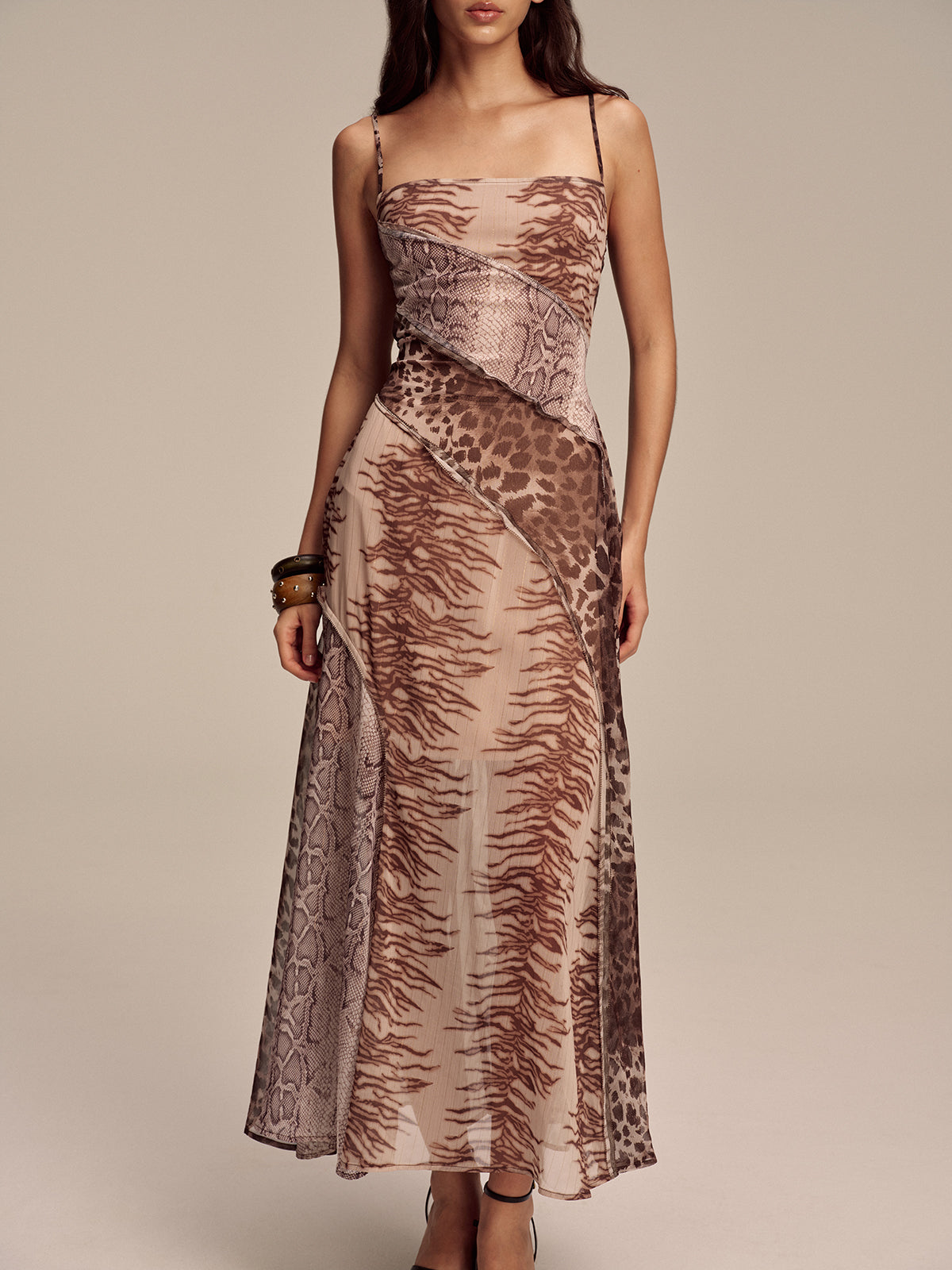Maxikleid mit Tiermuster-Einsätzen und halbdurchsichtigem Mesh