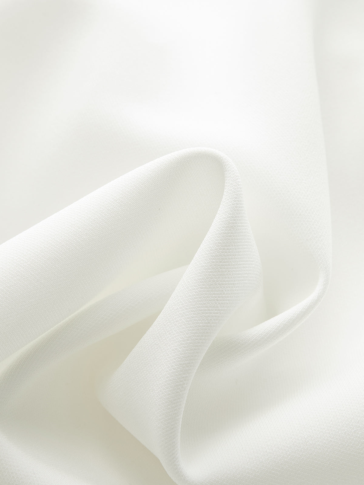 Robe évasée froncée à épaules dénudées