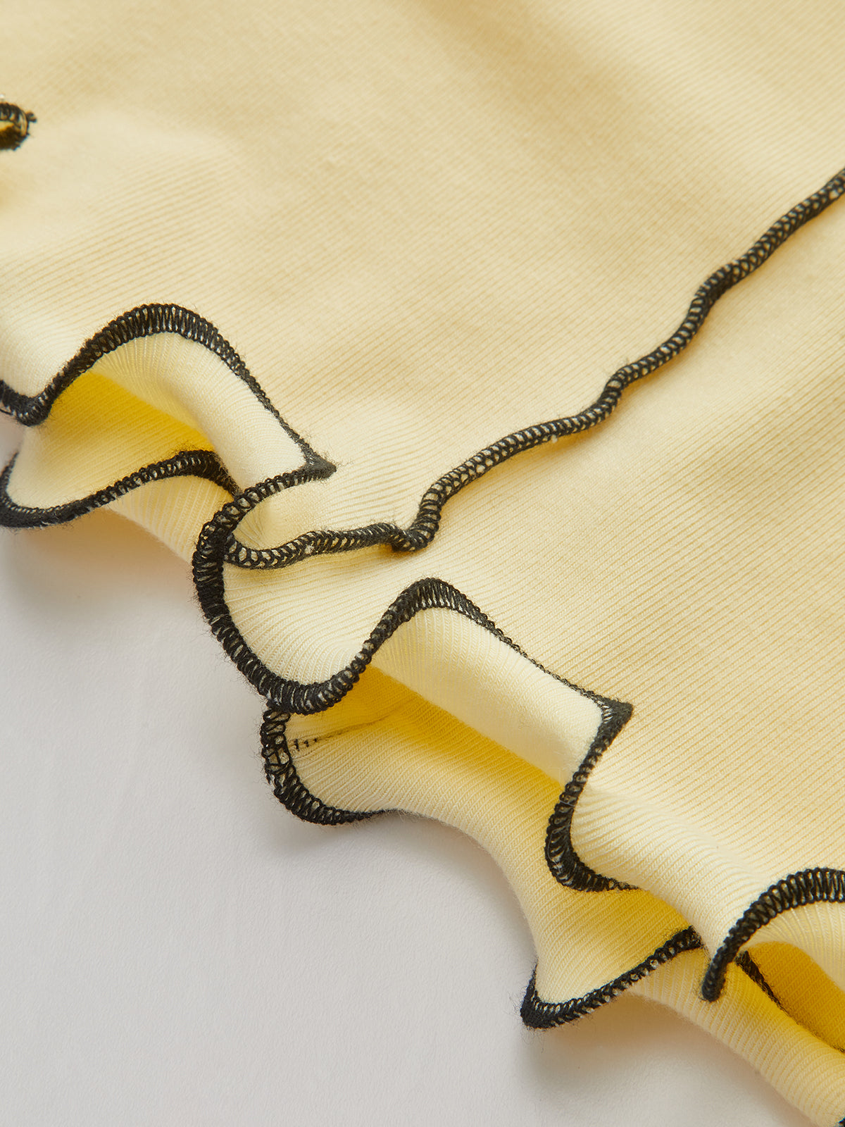 Long Sleeve Contrast Trim Ruffled T-Shirt