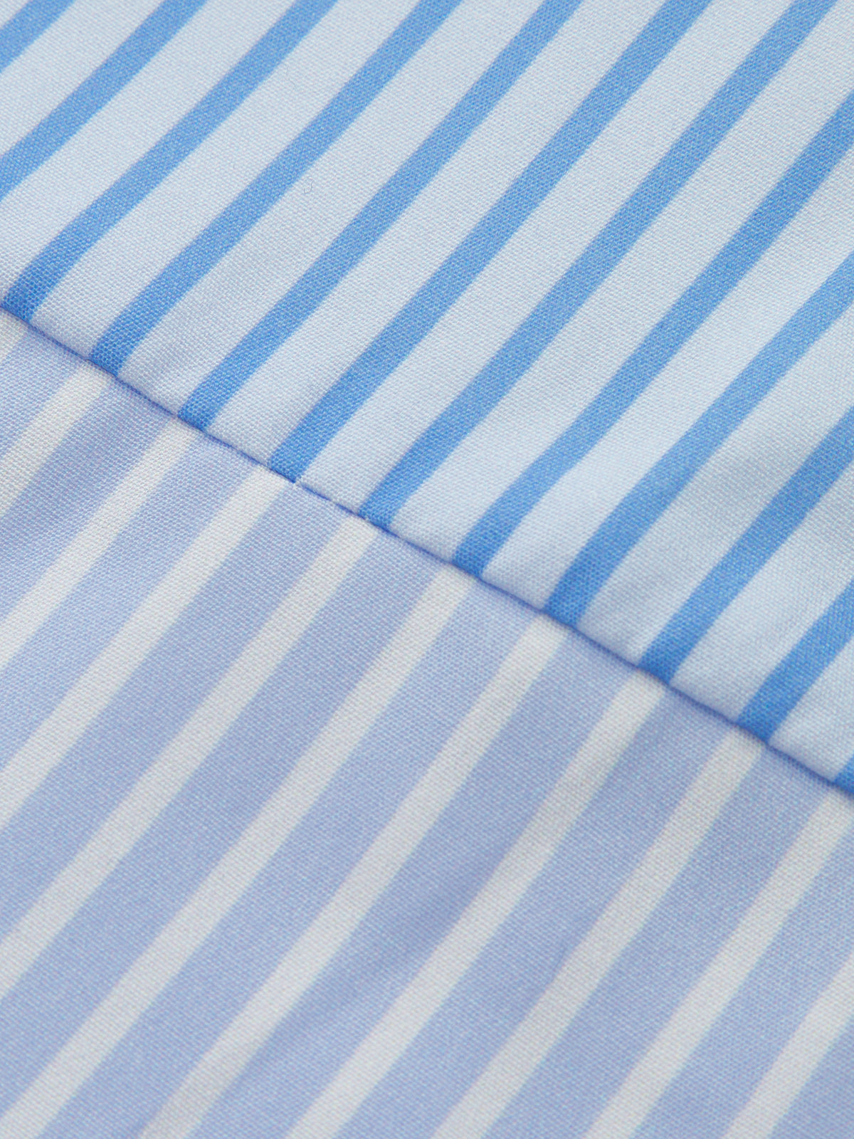 Gestreifter Maxirock mit Metalldetails