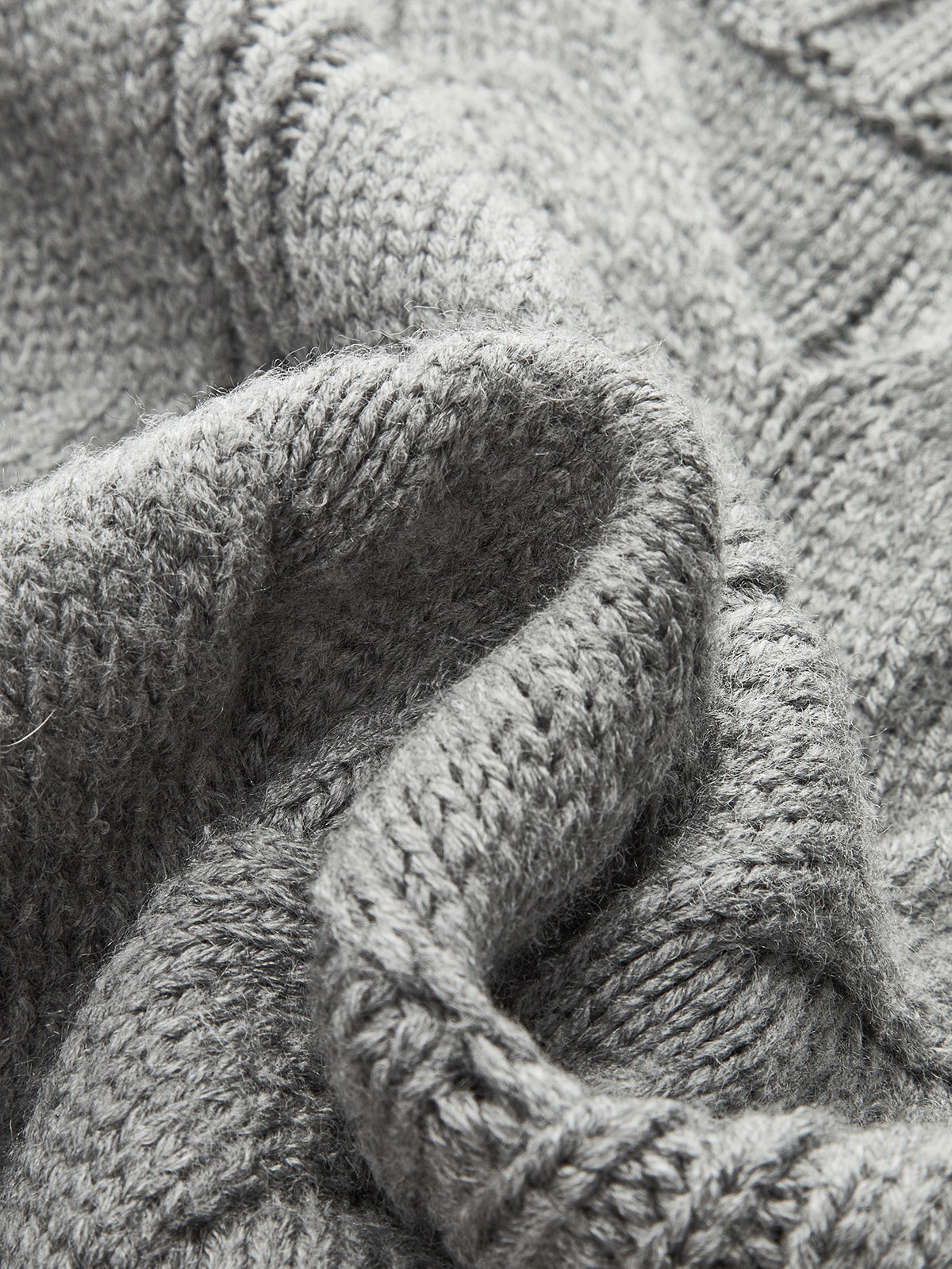 Dual-Sided Bow Cable-Knit Vest