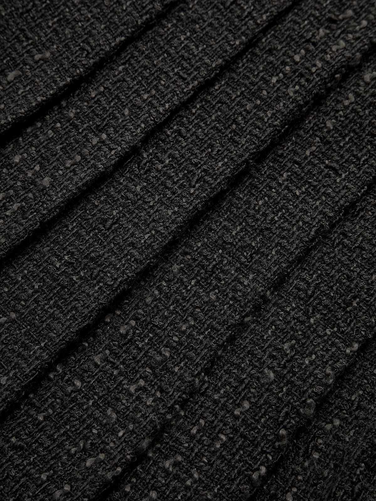 Robe mini plissée sans manches en tweed avec ceinture