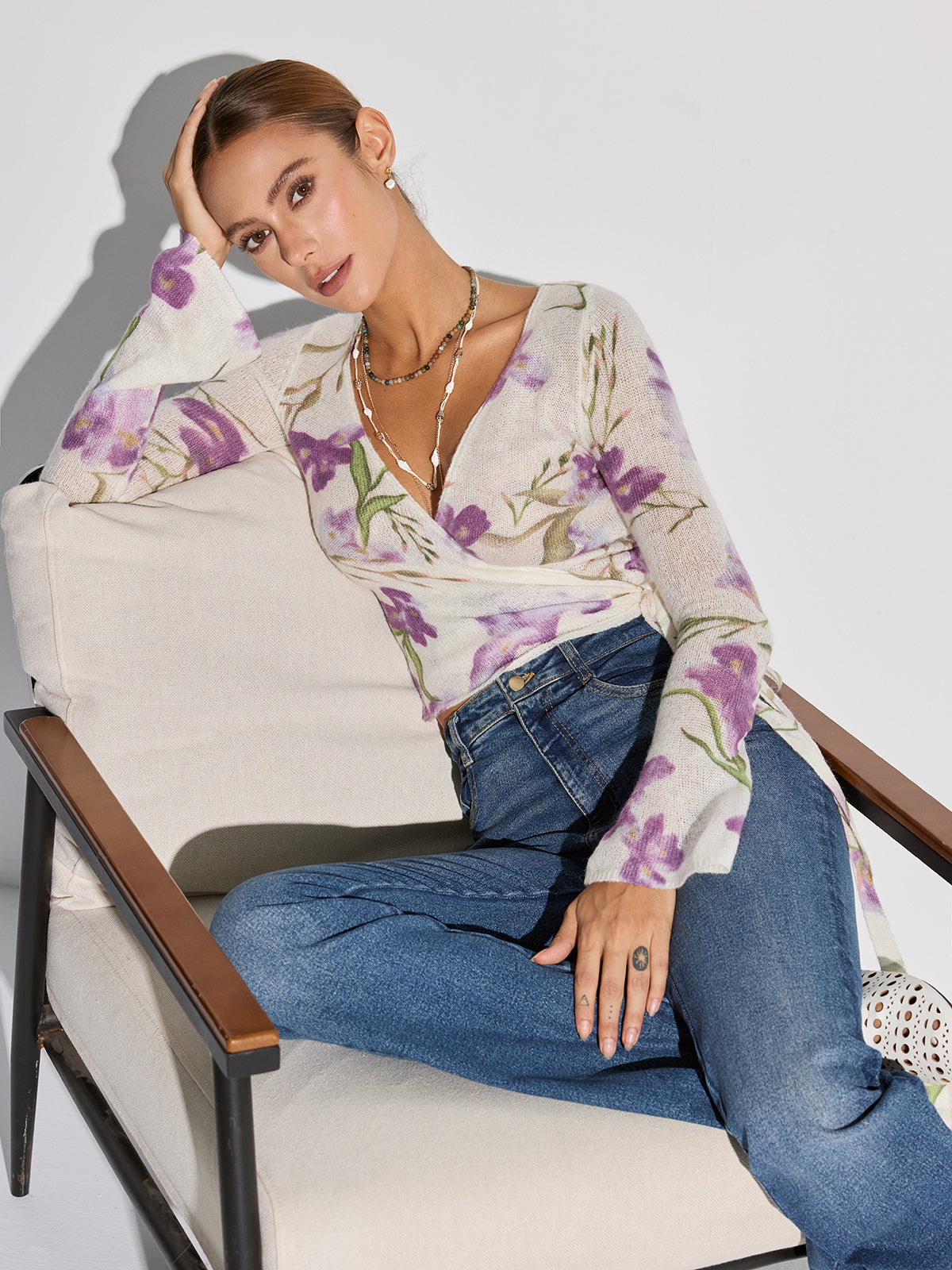 Haut en maille noué à imprimé floral