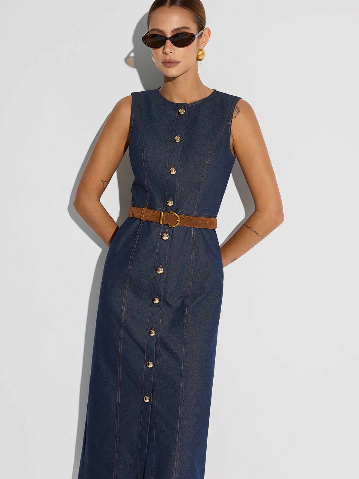 Ärmelloses Jeans-Maxikleid mit Knopfleiste