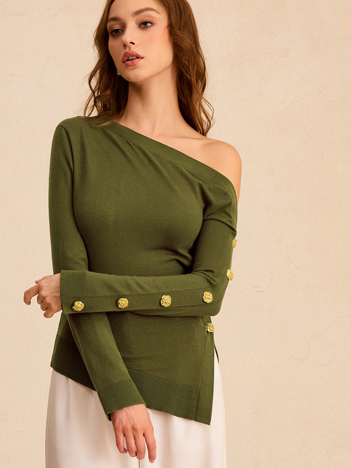 One-Shoulder Metal Detail Asymmetric Knit Top