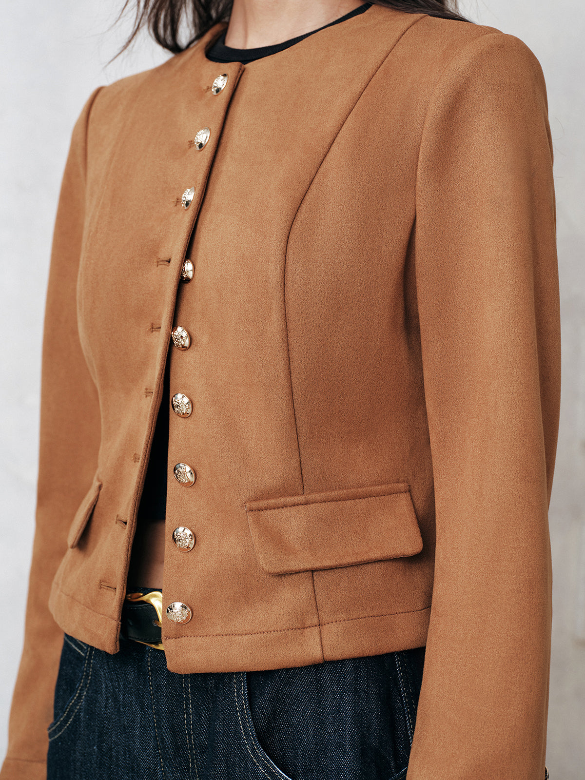 Jacke mit Wildleder-Effekt und Metallknöpfen