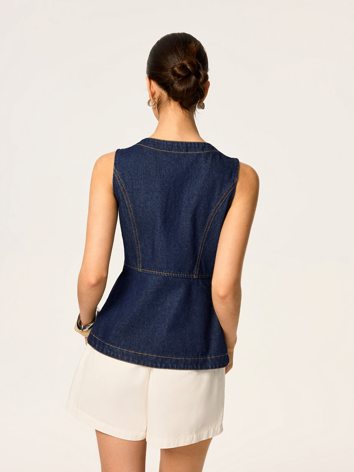 Gilet sans manches en jean slim boutonné