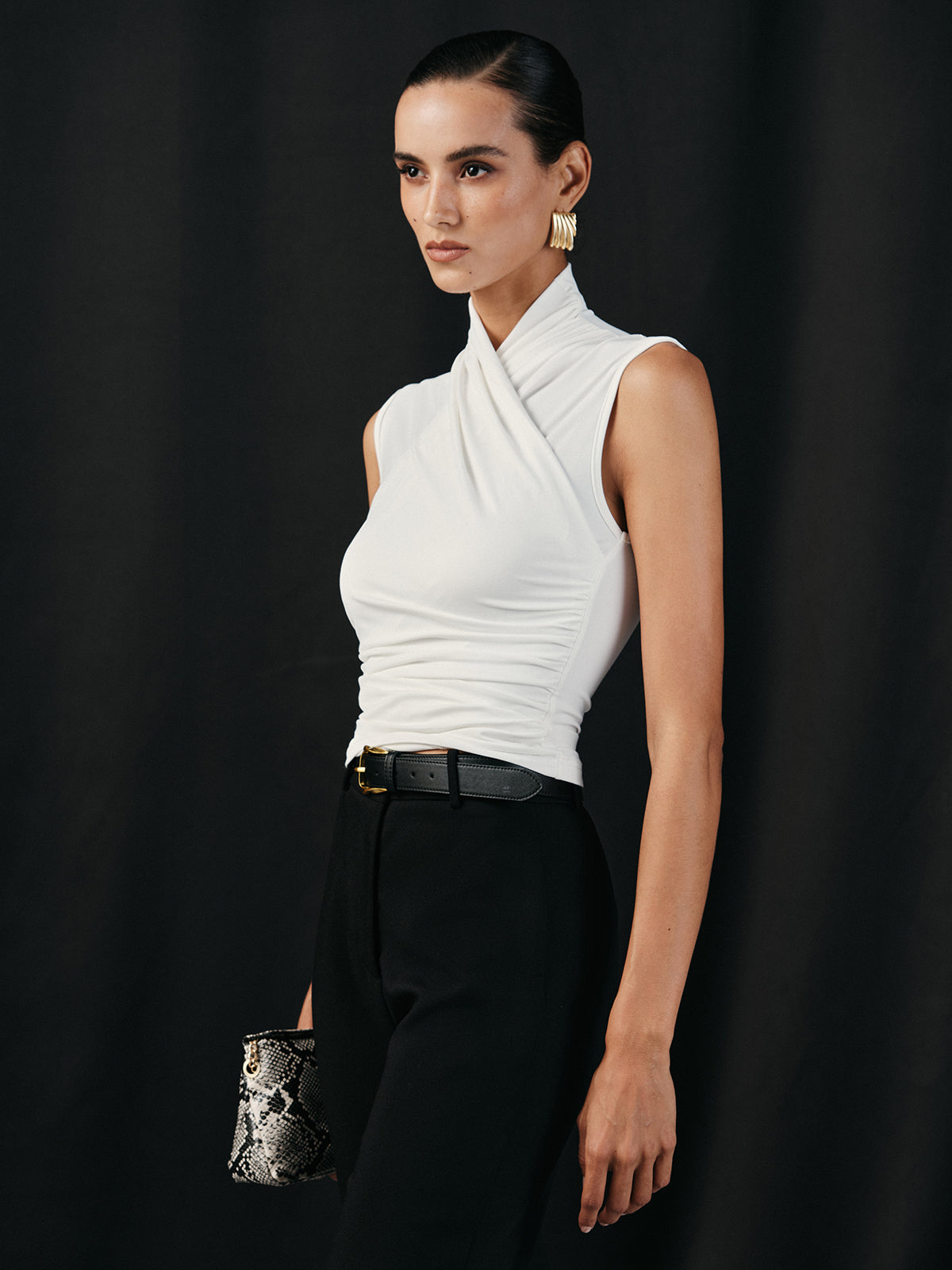 Tanktop mit gerafftem Kragen und überkreuztem Ausschnitt