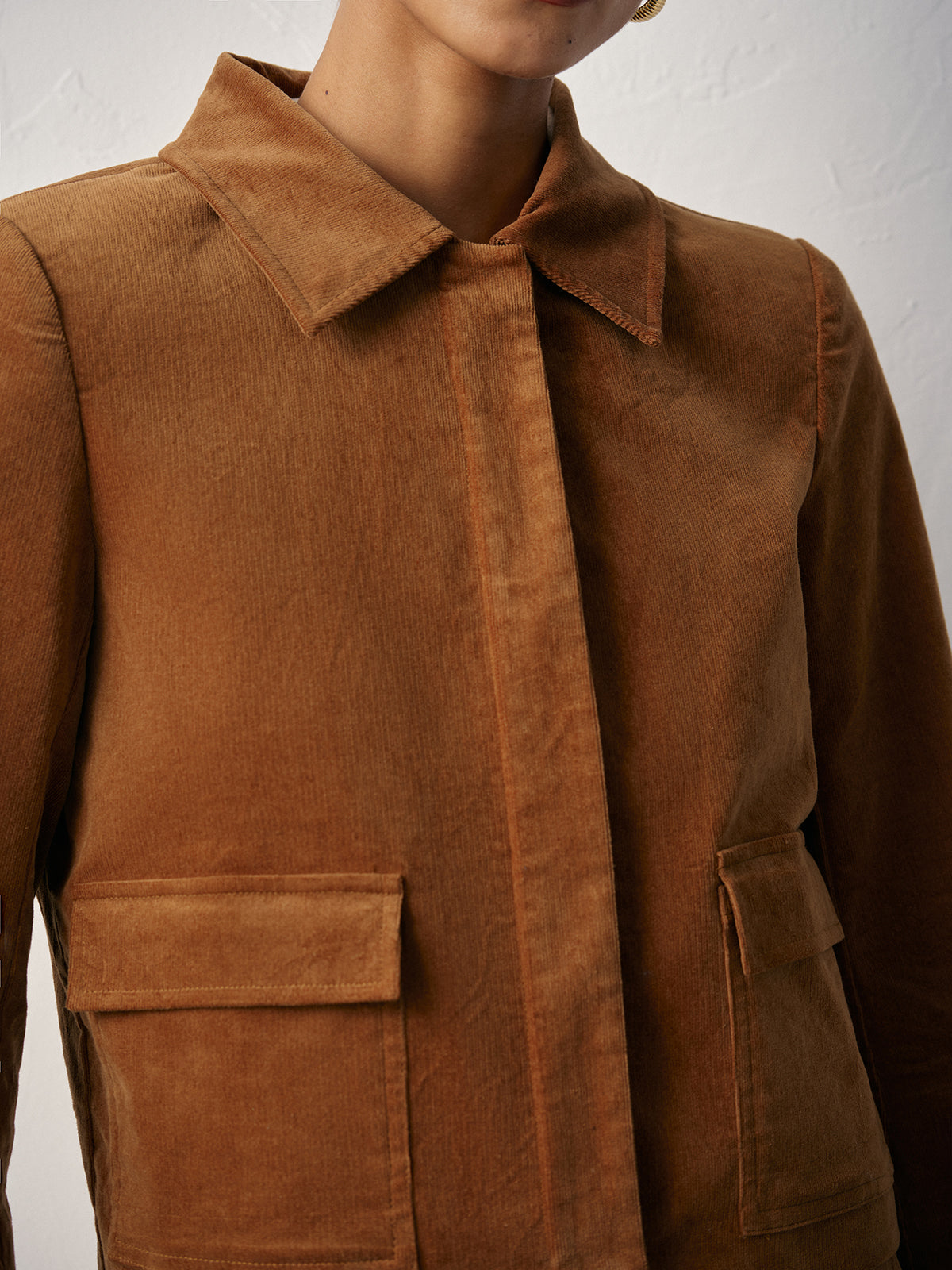 Cord-Kragenjacke mit Taschen
