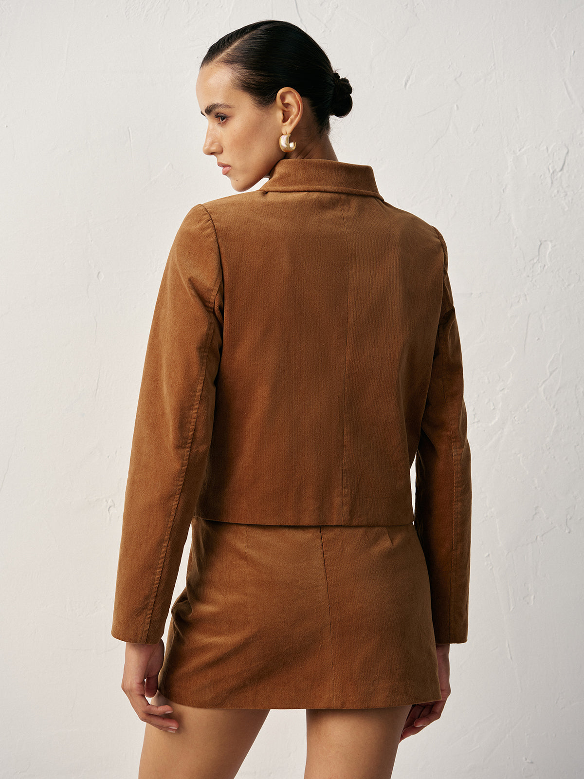 Veste en velours côtelé avec col et poches