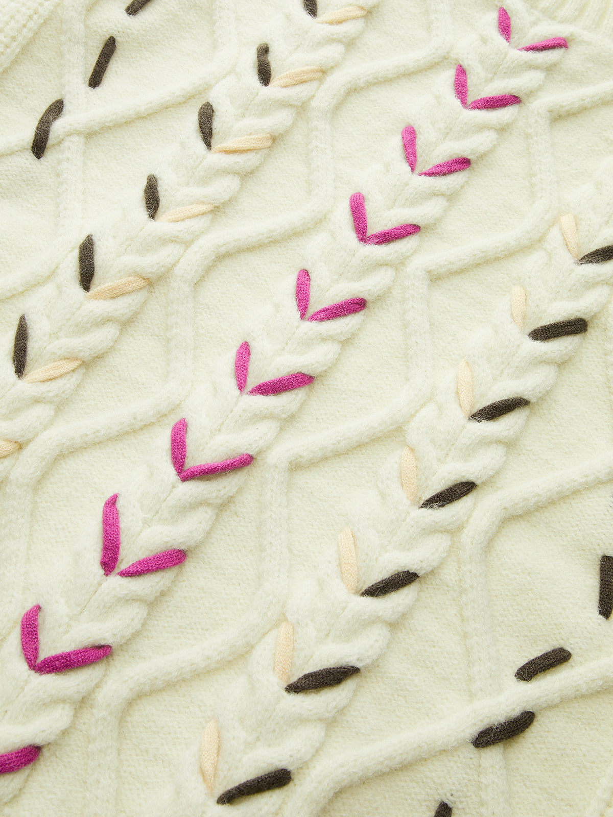 Cable Knit Contrast Stitched Sweater Vest