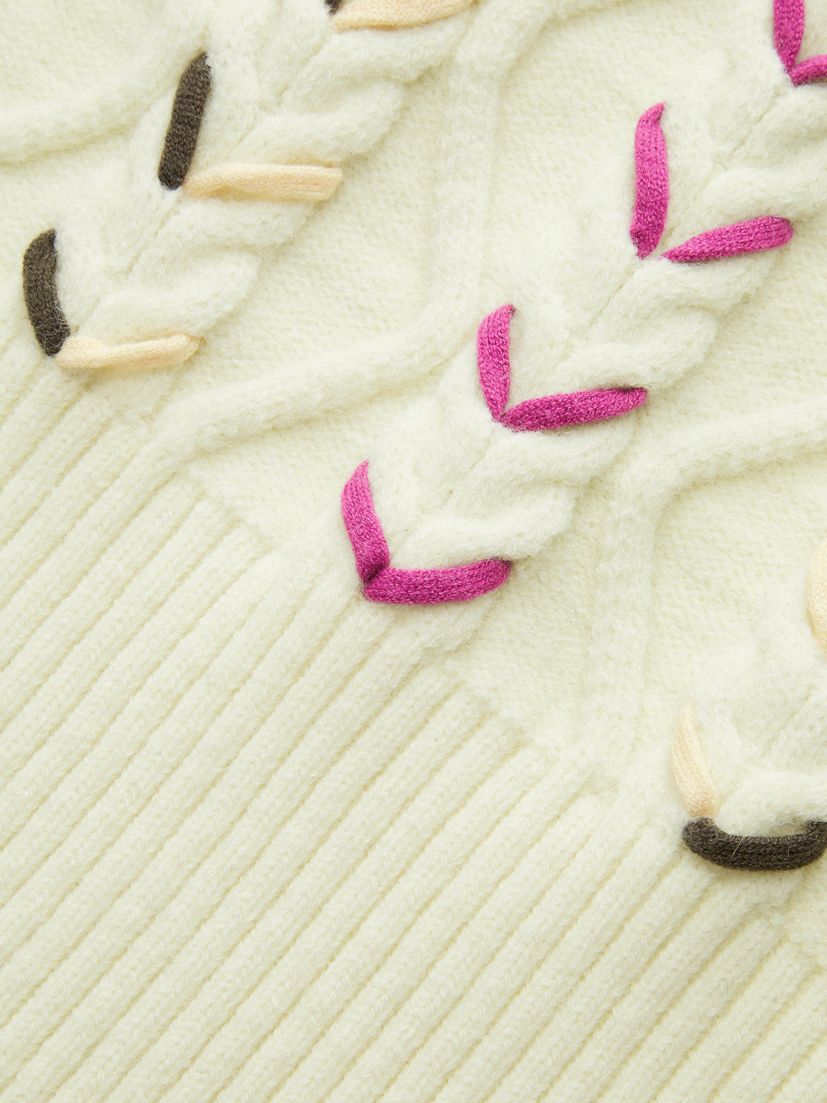 Cable Knit Contrast Stitched Sweater Vest