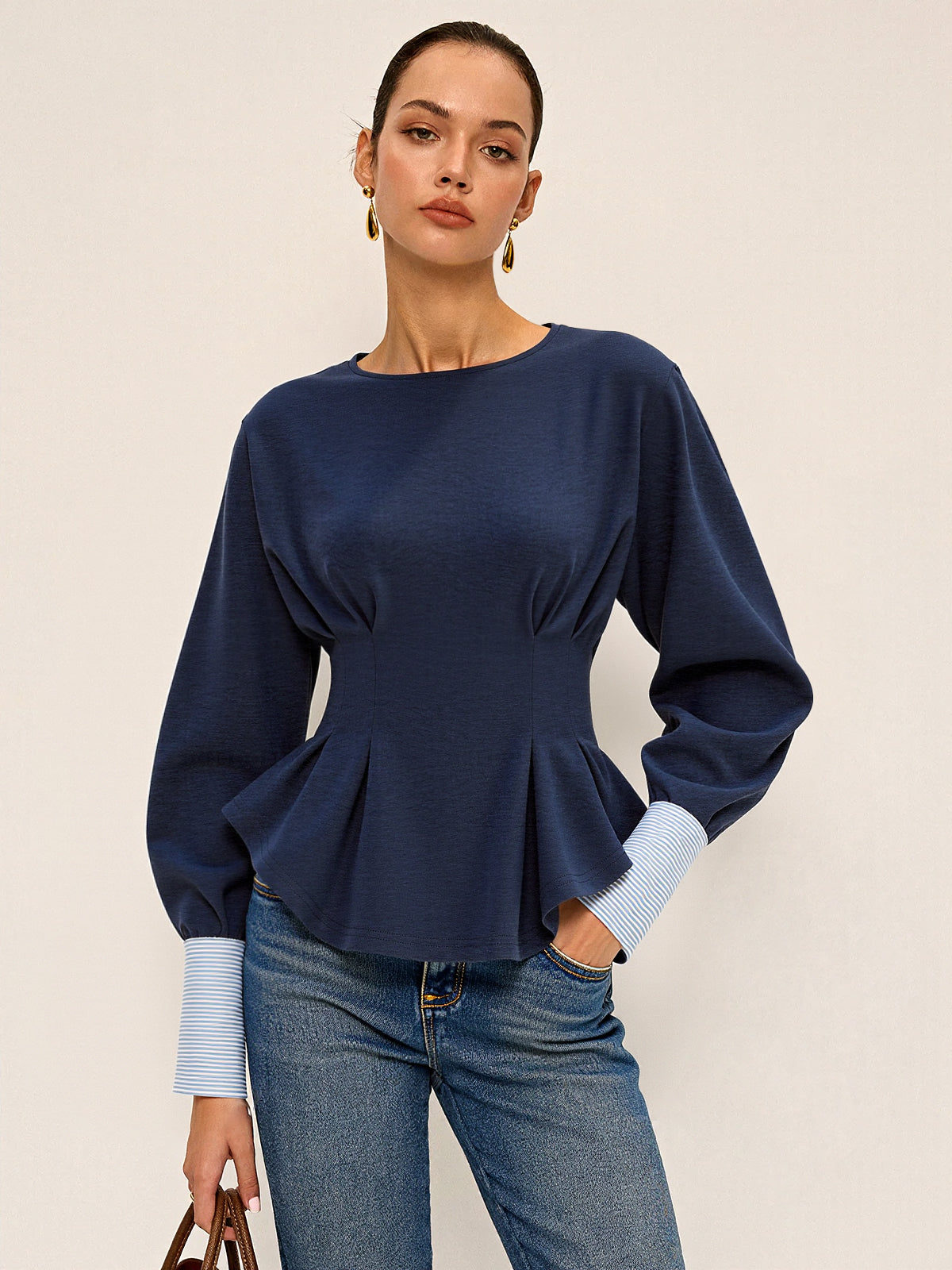Rundhals-Sweatshirt mit Ballonärmeln und Schößchen