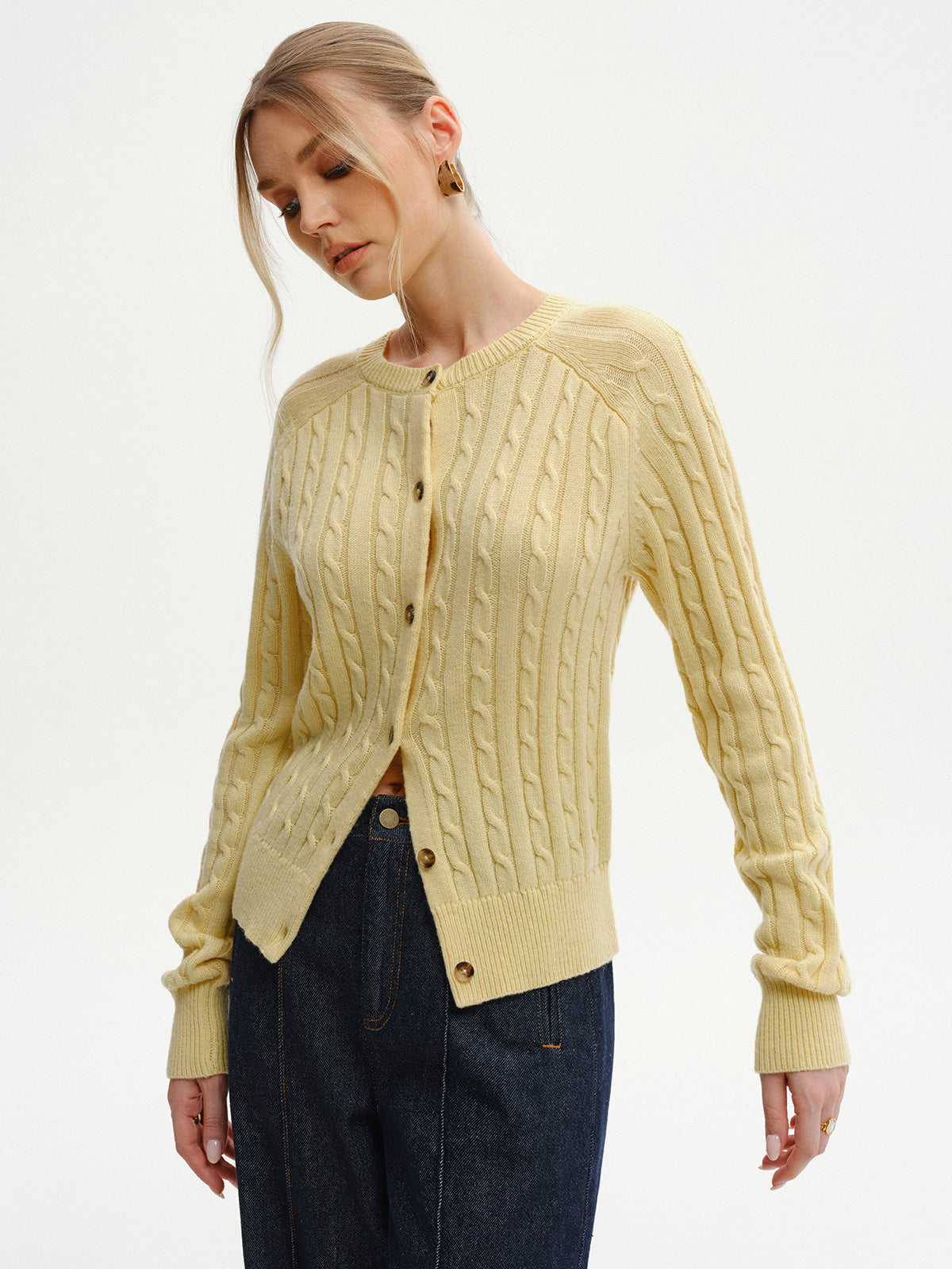 Gilet boutonné à maille torsadée