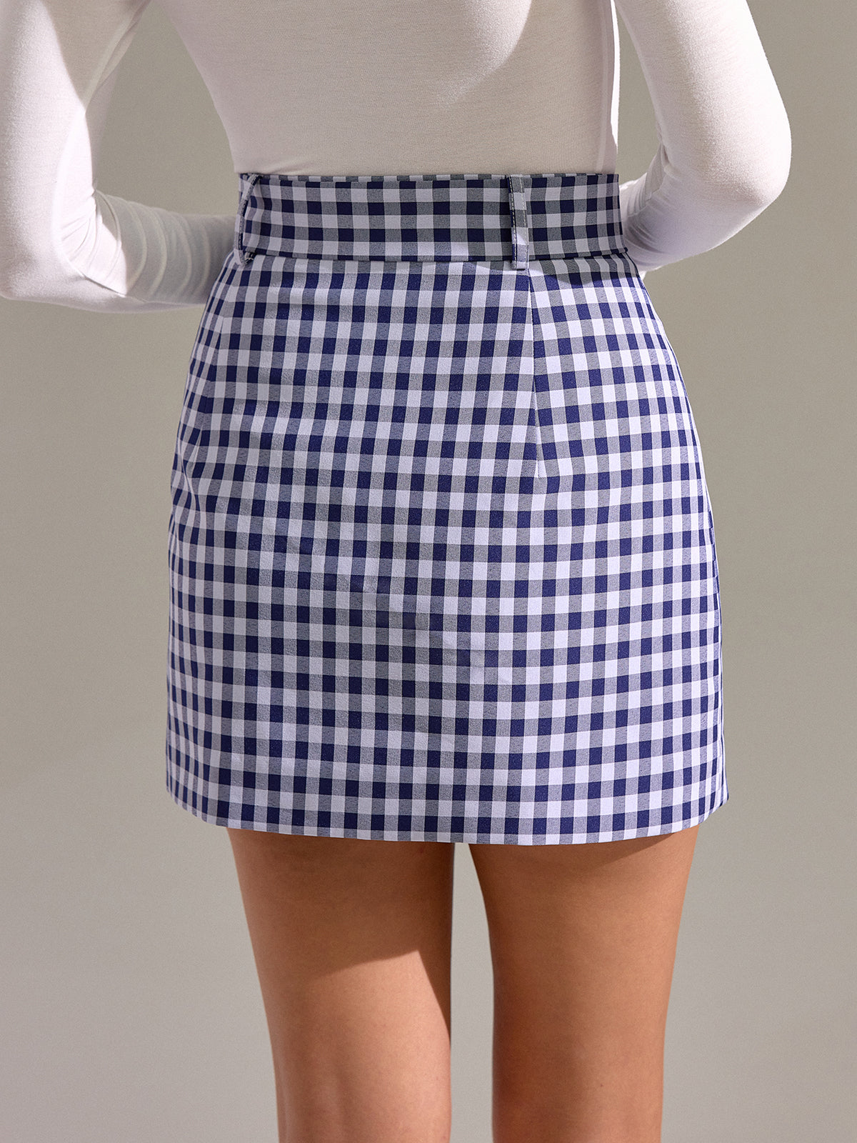 Vintage-Minirock mit Gürtel und Vichy-Karomuster, Schlitz