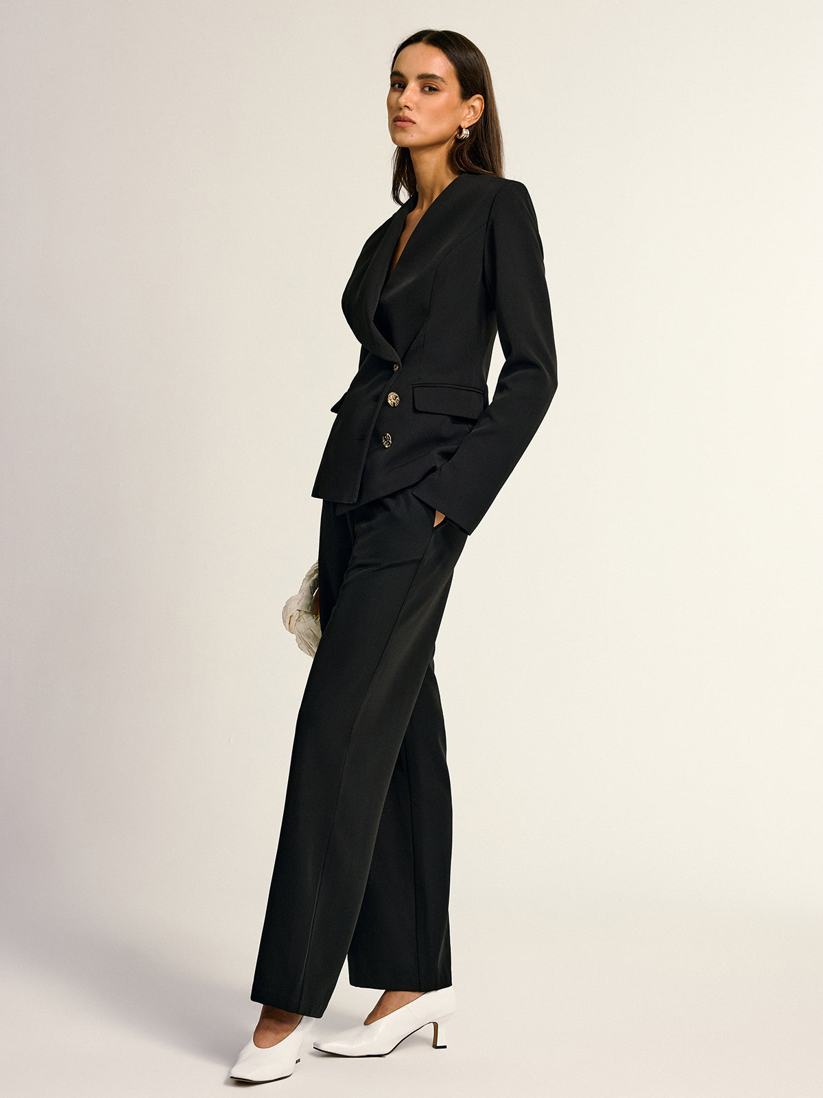 Blazer à col châle et boutons métalliques