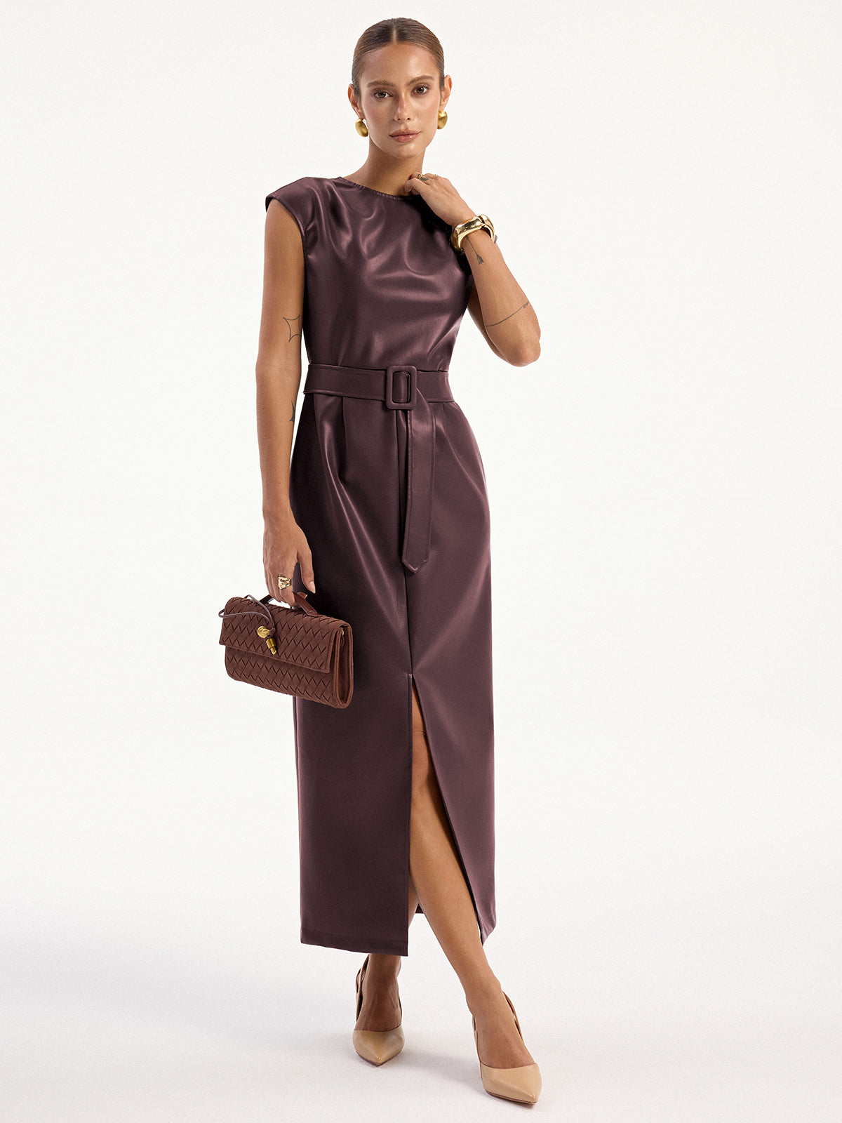 Ärmelloses Midikleid aus Kunstleder mit Gürtel