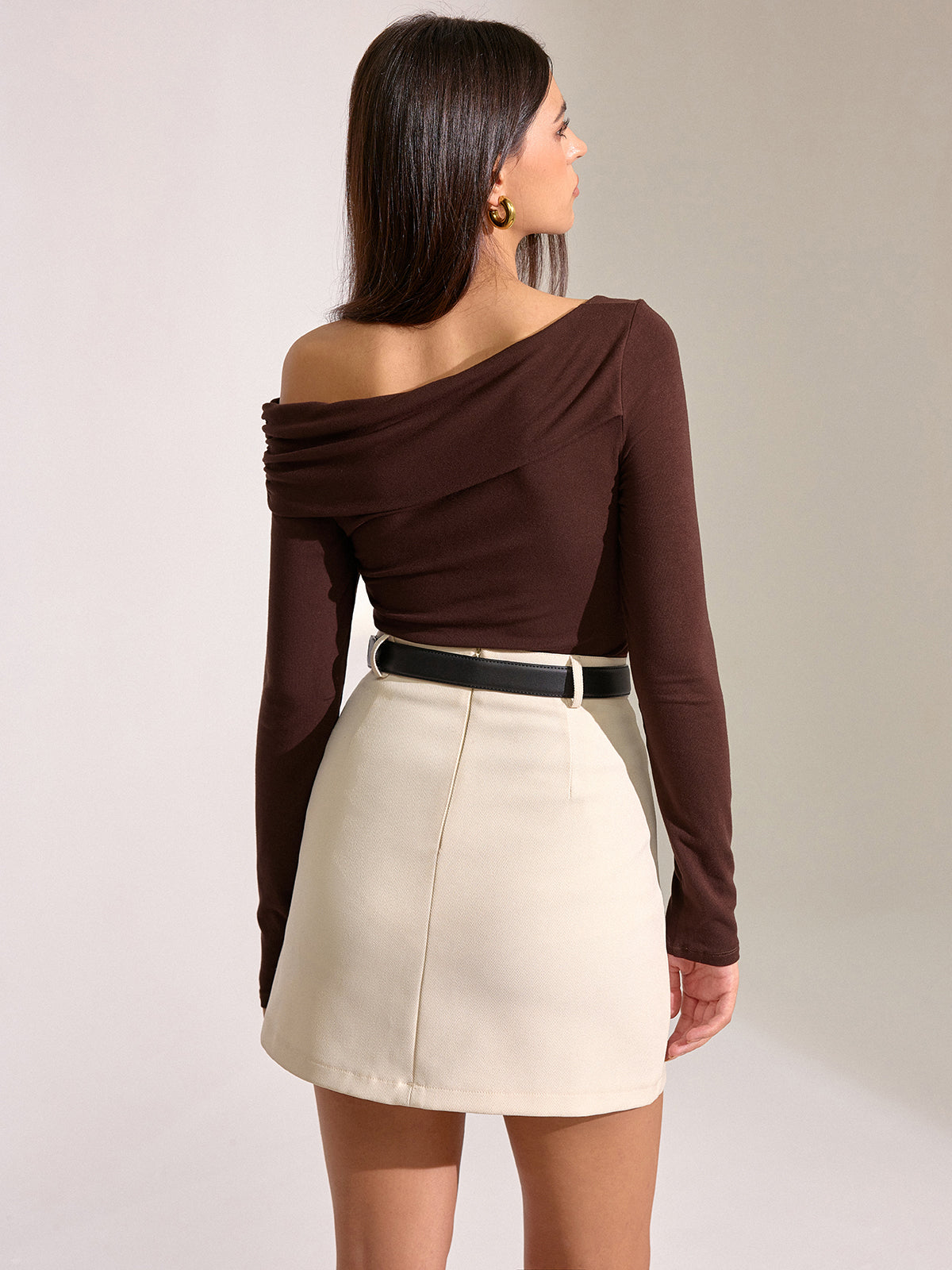 Metal Detail Off-Shoulder Long Sleeve T-Shirt