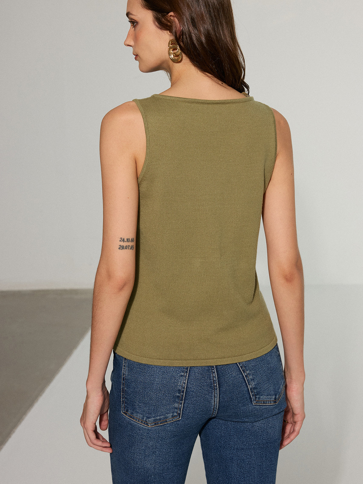 Asymmetric Zipper Sleeveless Top
