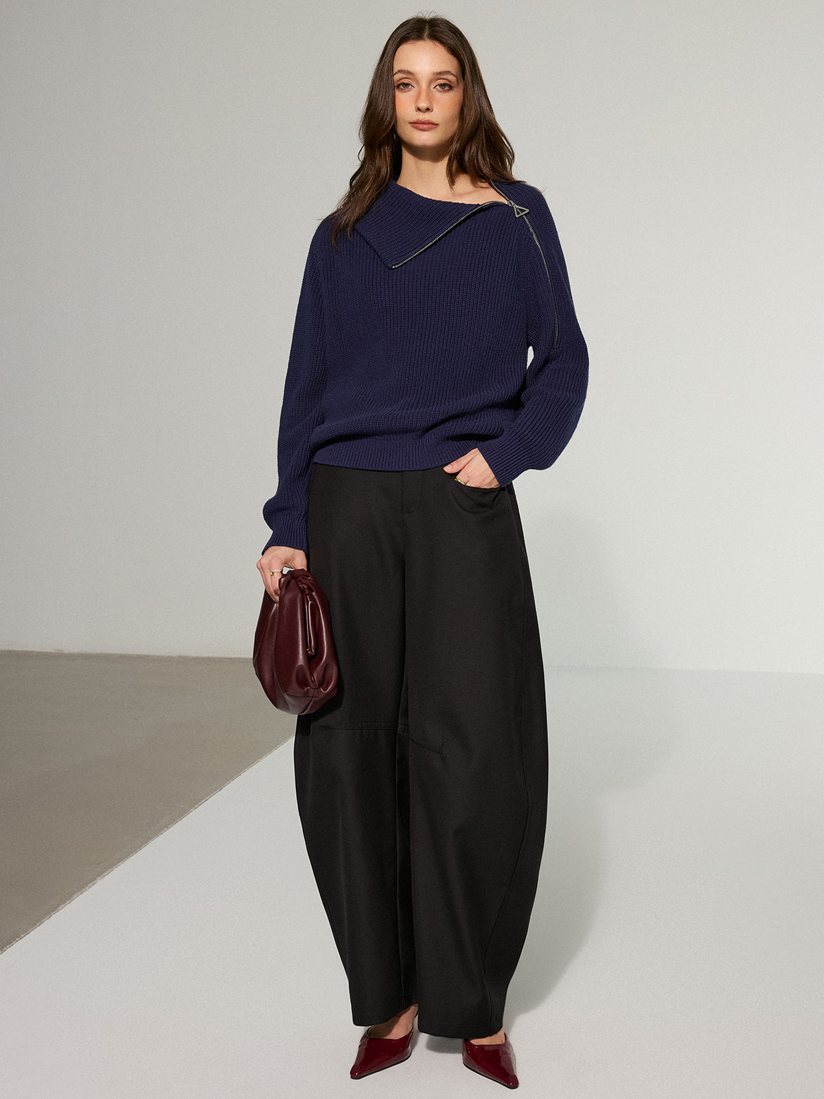 Pullover mit asymmetrischem Seitenreißverschluss