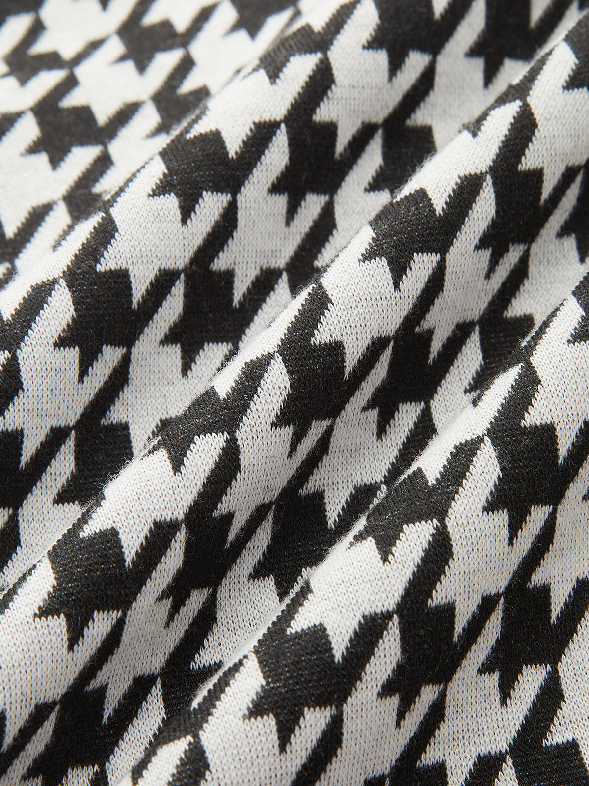 Houndstooth Paneled Cropped Knit Blouse