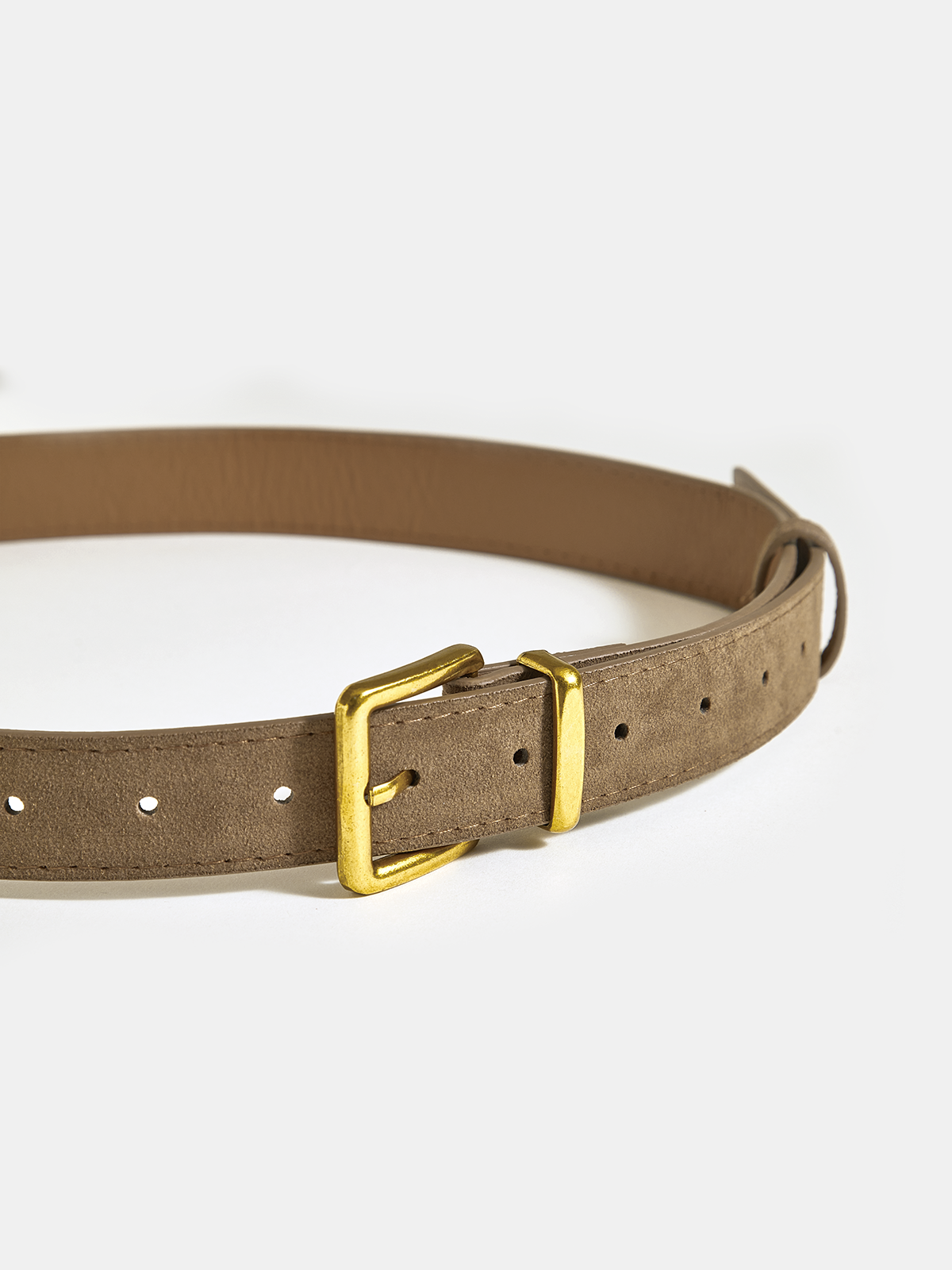 Ceinture en daim à boucle dorée
