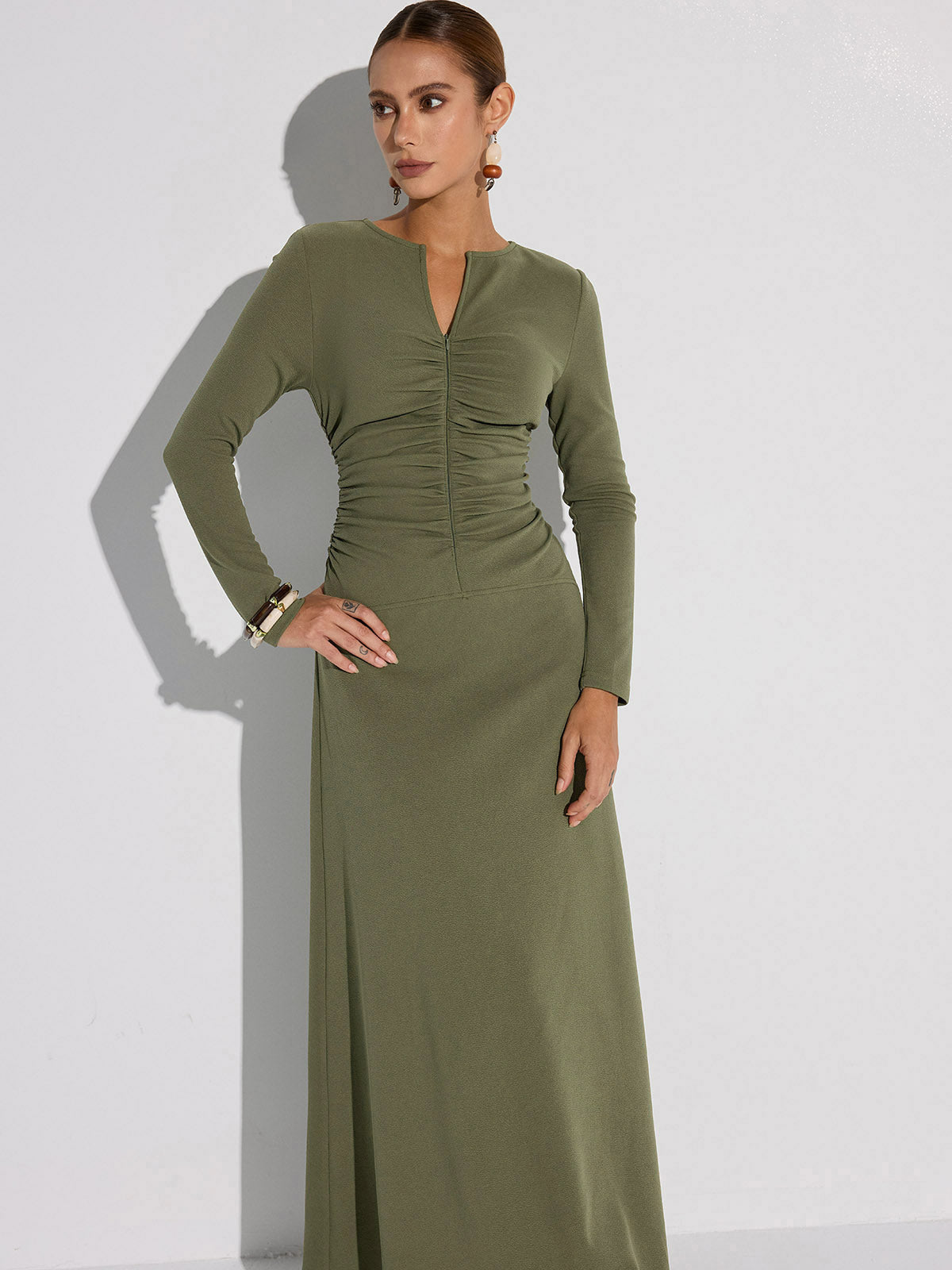 Maxikleid mit Reißverschluss und Raffung