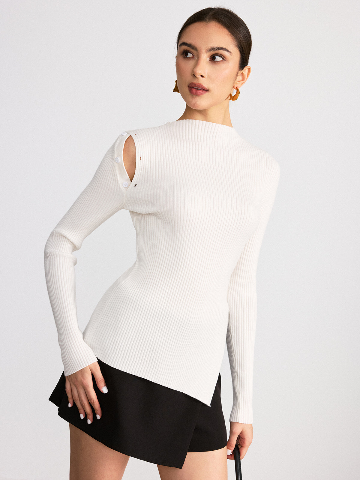 Asymmetrisches Rippstrick-Top mit Schlitzsaum