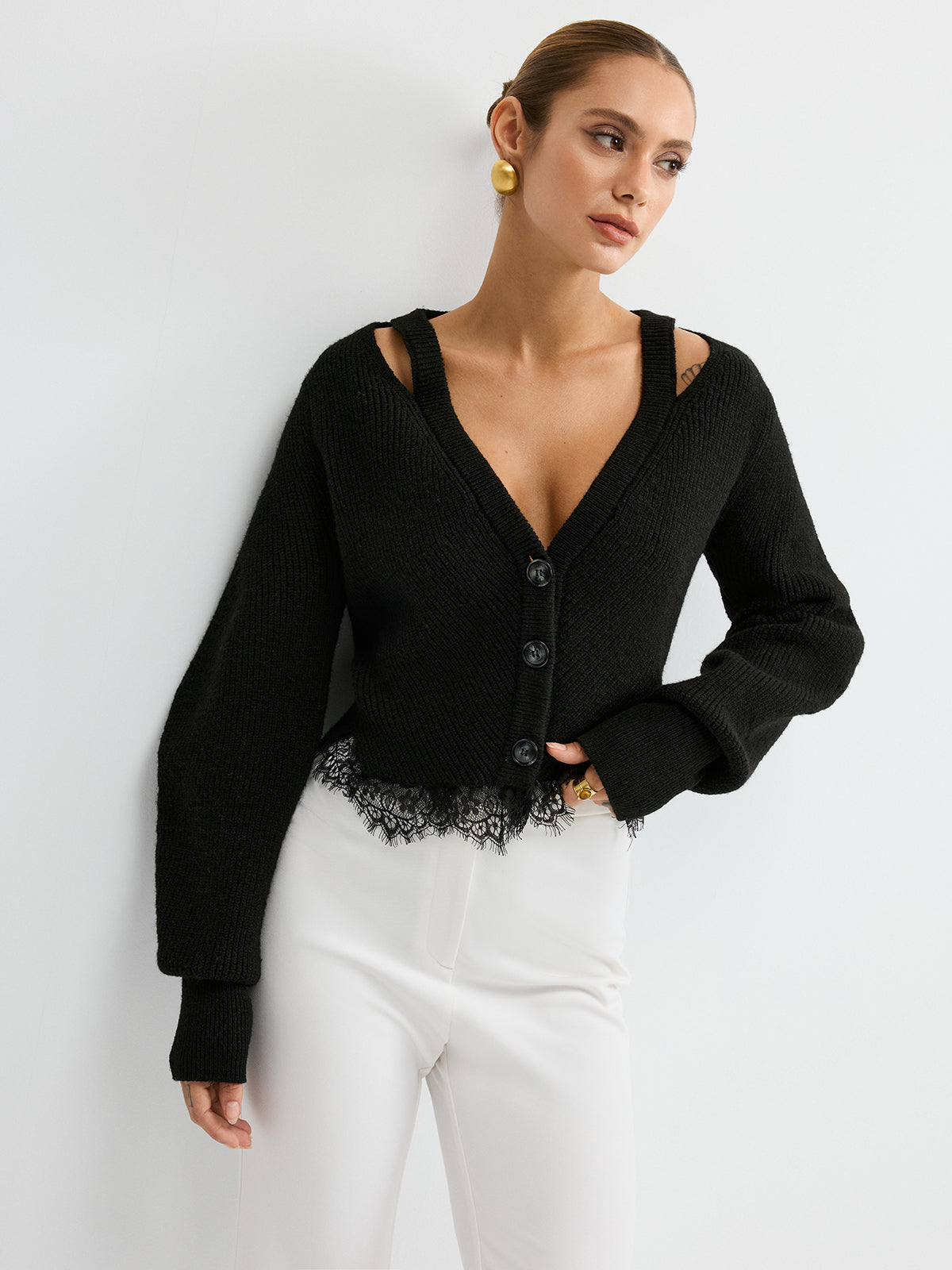 Gilet en laine mélangée avec ourlet en dentelle