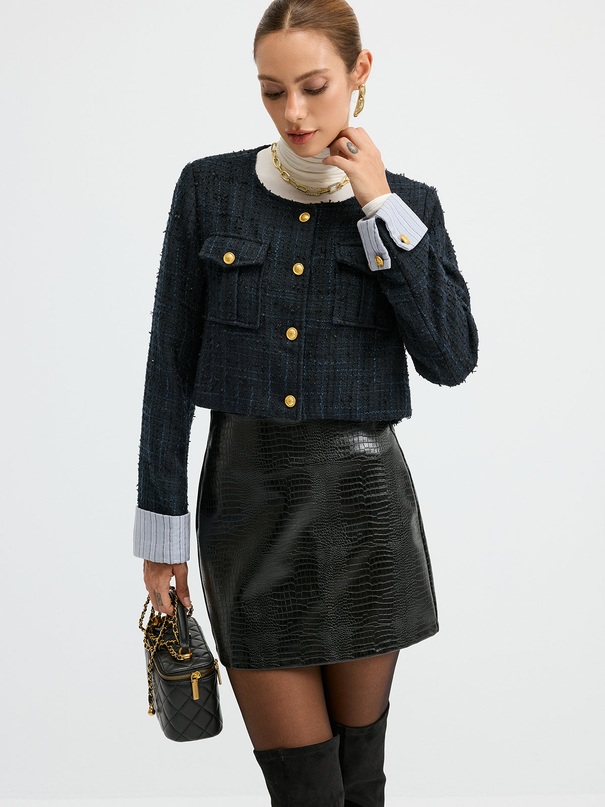 Gekürzte Jacke aus Tweed-Wollmischung mit Ärmelaufschlägen