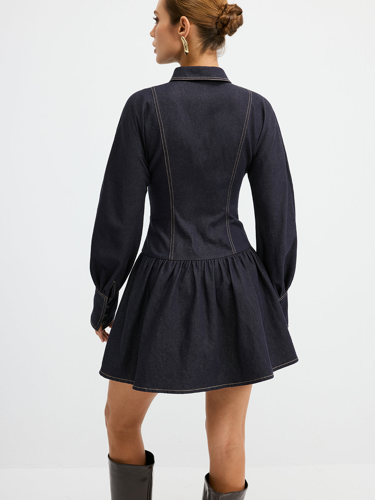 Robe chemise en jean à boutons métalliques