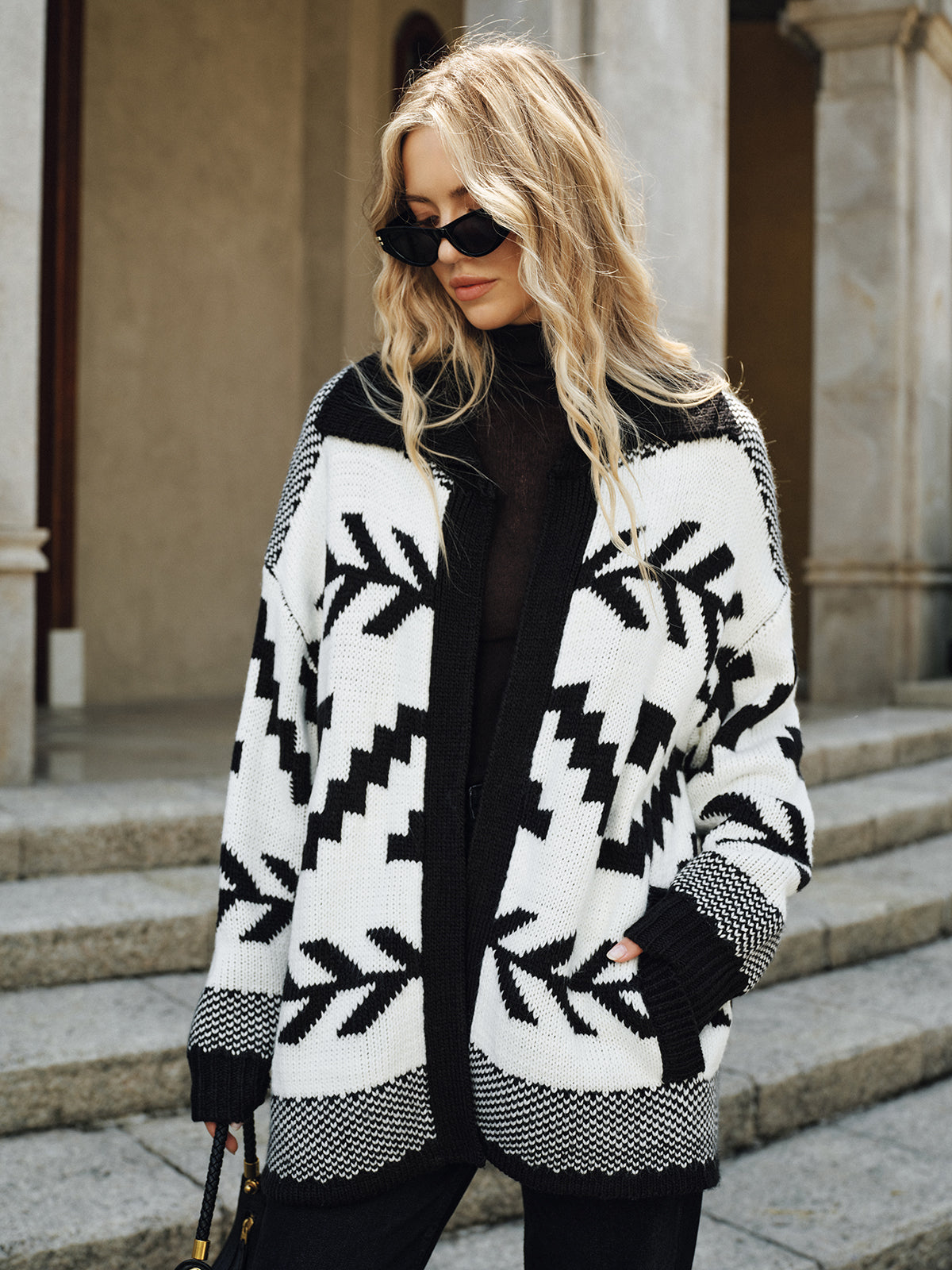 Cardigan en tricot à col et motif géométrique sans ceinture
