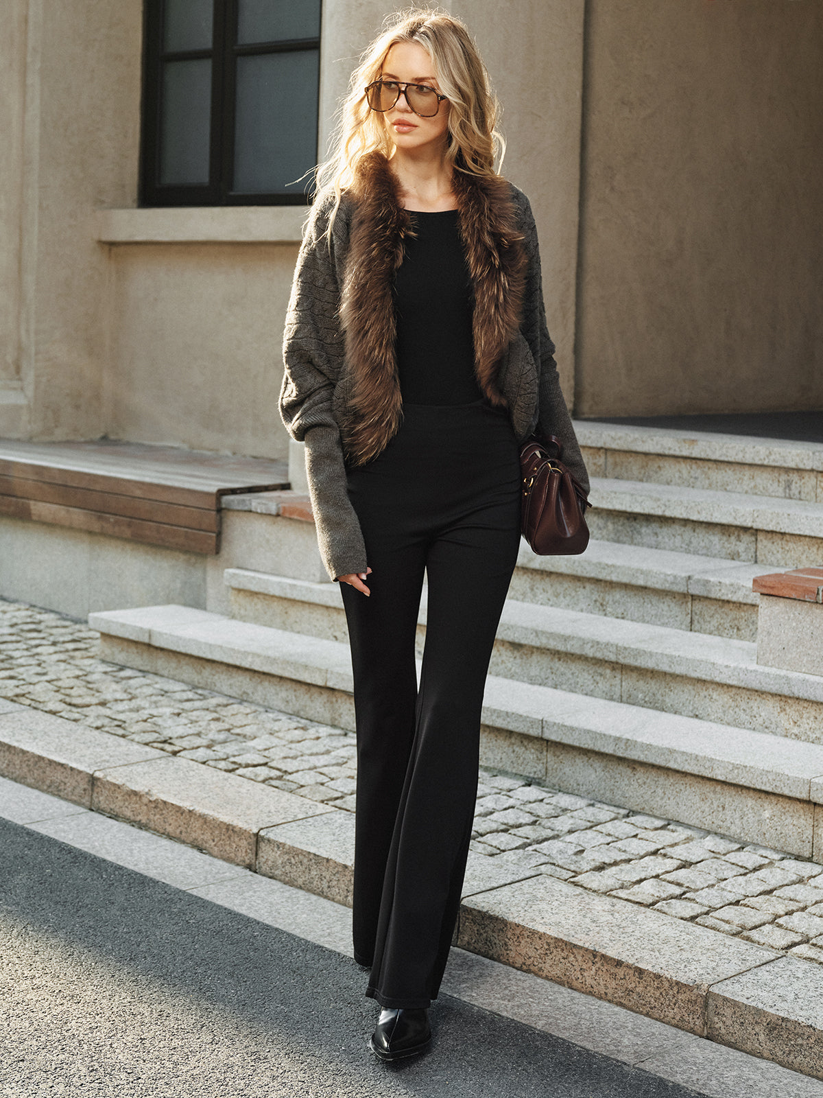 Vêtements d'extérieur en maille de laine mélangée avec col en fausse fourrure