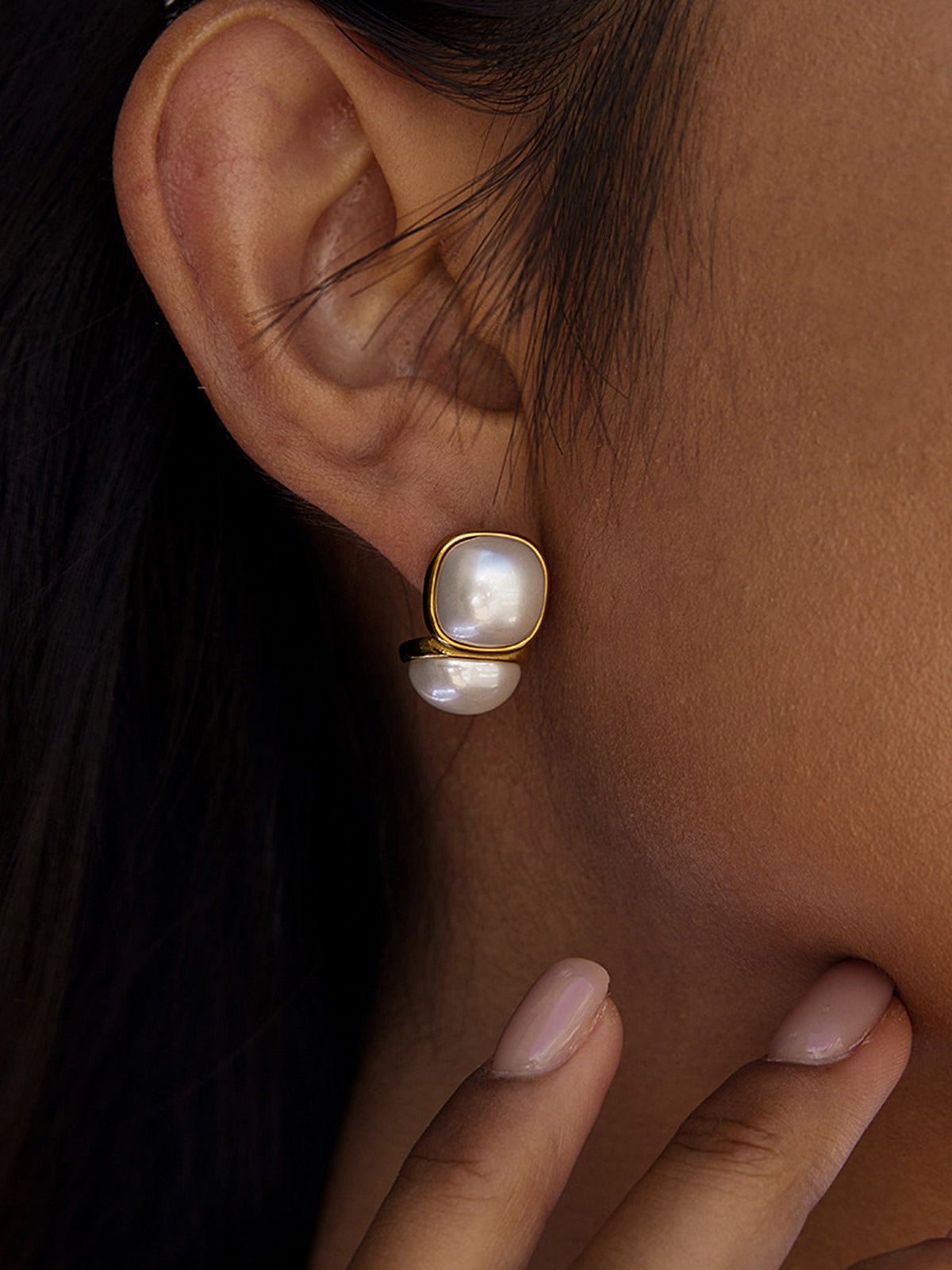 Boucles d'oreilles clous double perle