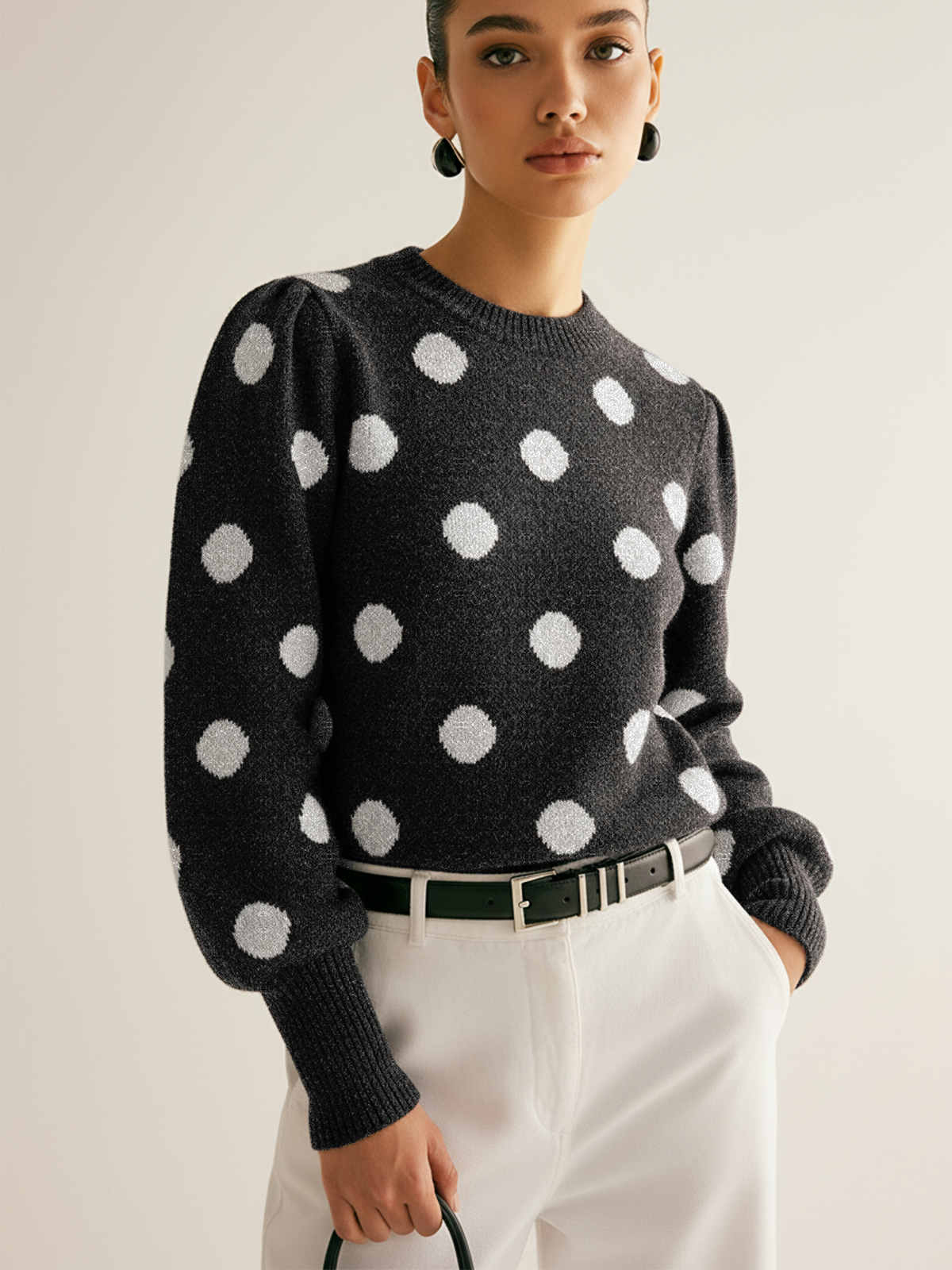 Keulenärmel-Pullover aus Wolle-Mix mit Tupfenmuster