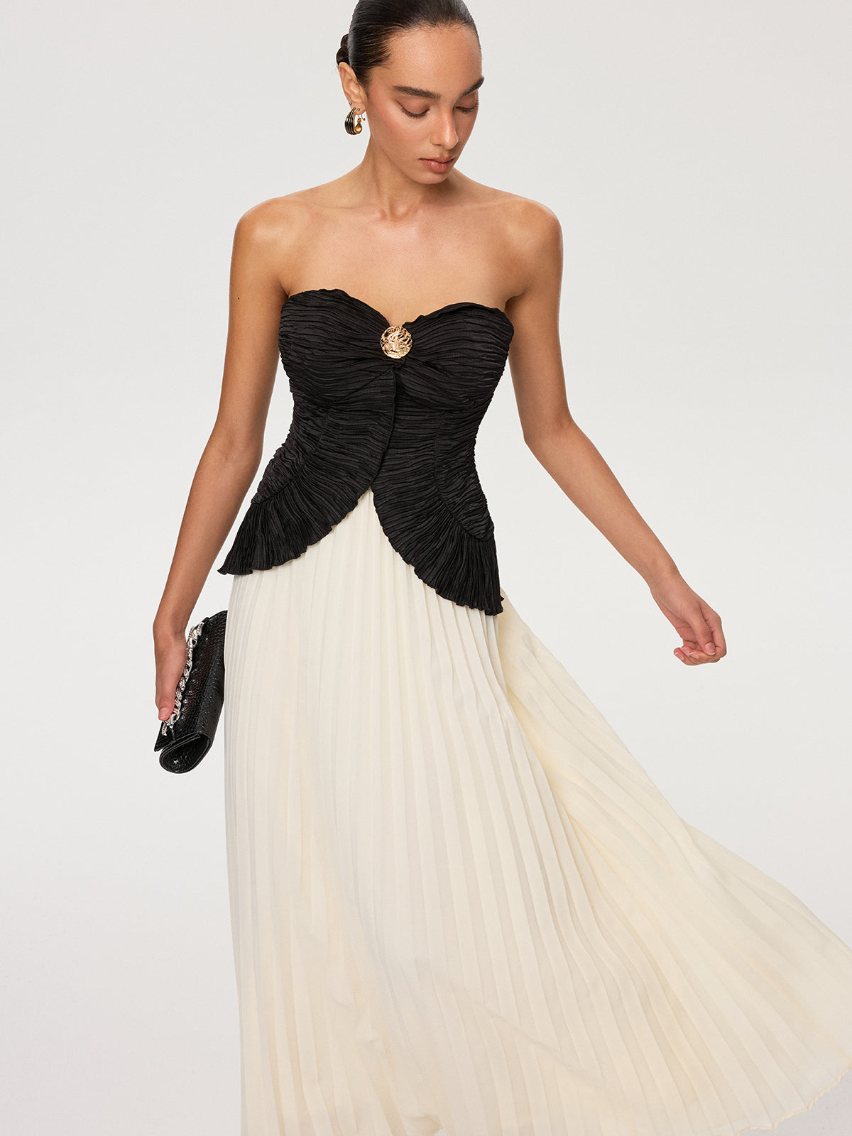 Maxikleid aus Chiffon mit Falten, schulterfrei, Color-Block-Design