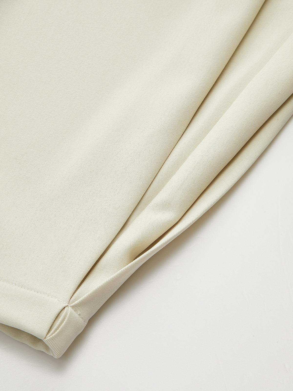 Pantalon à baril décentré