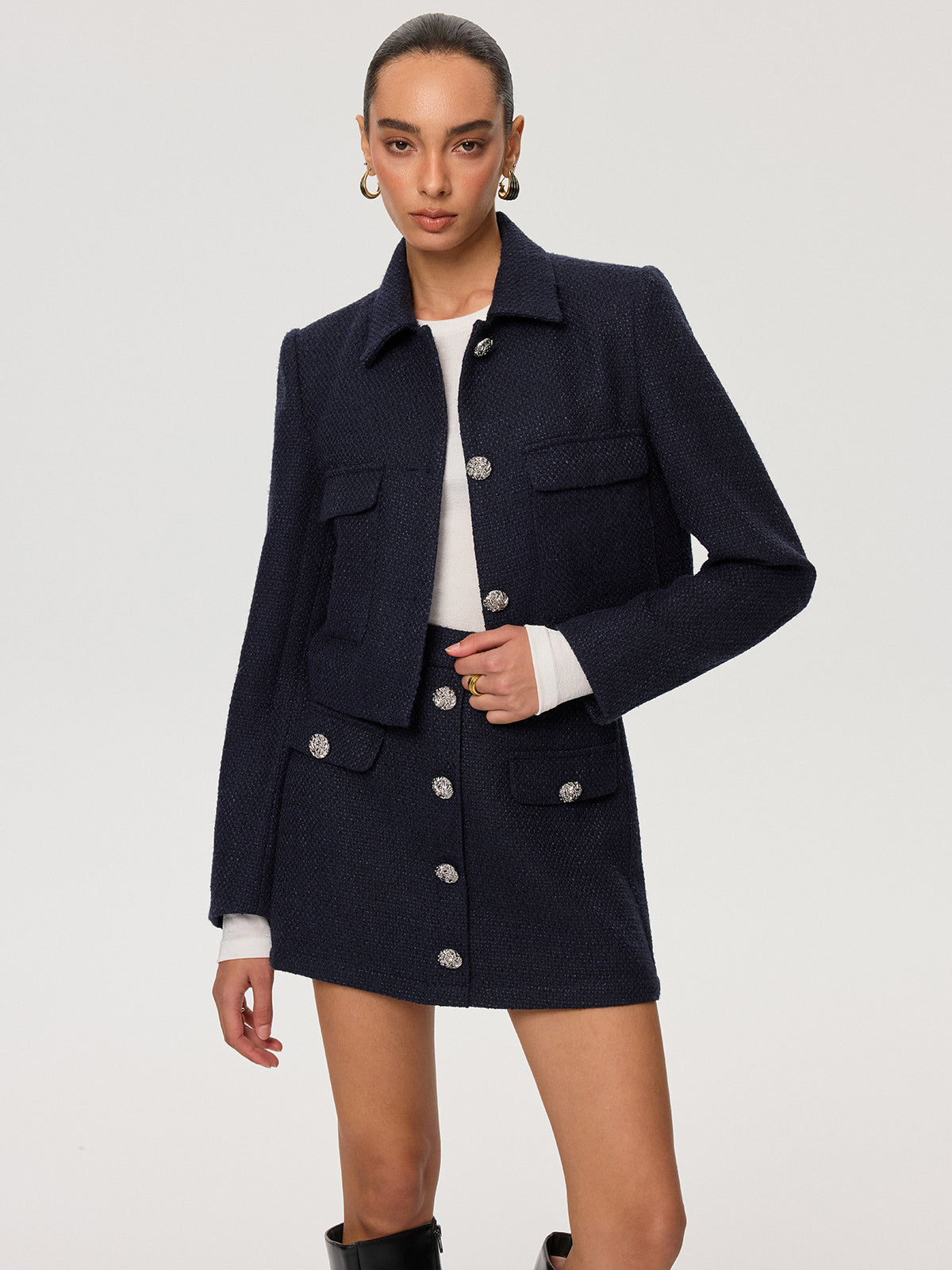 Tweed-Jacke mit Metallknöpfen und Kragen