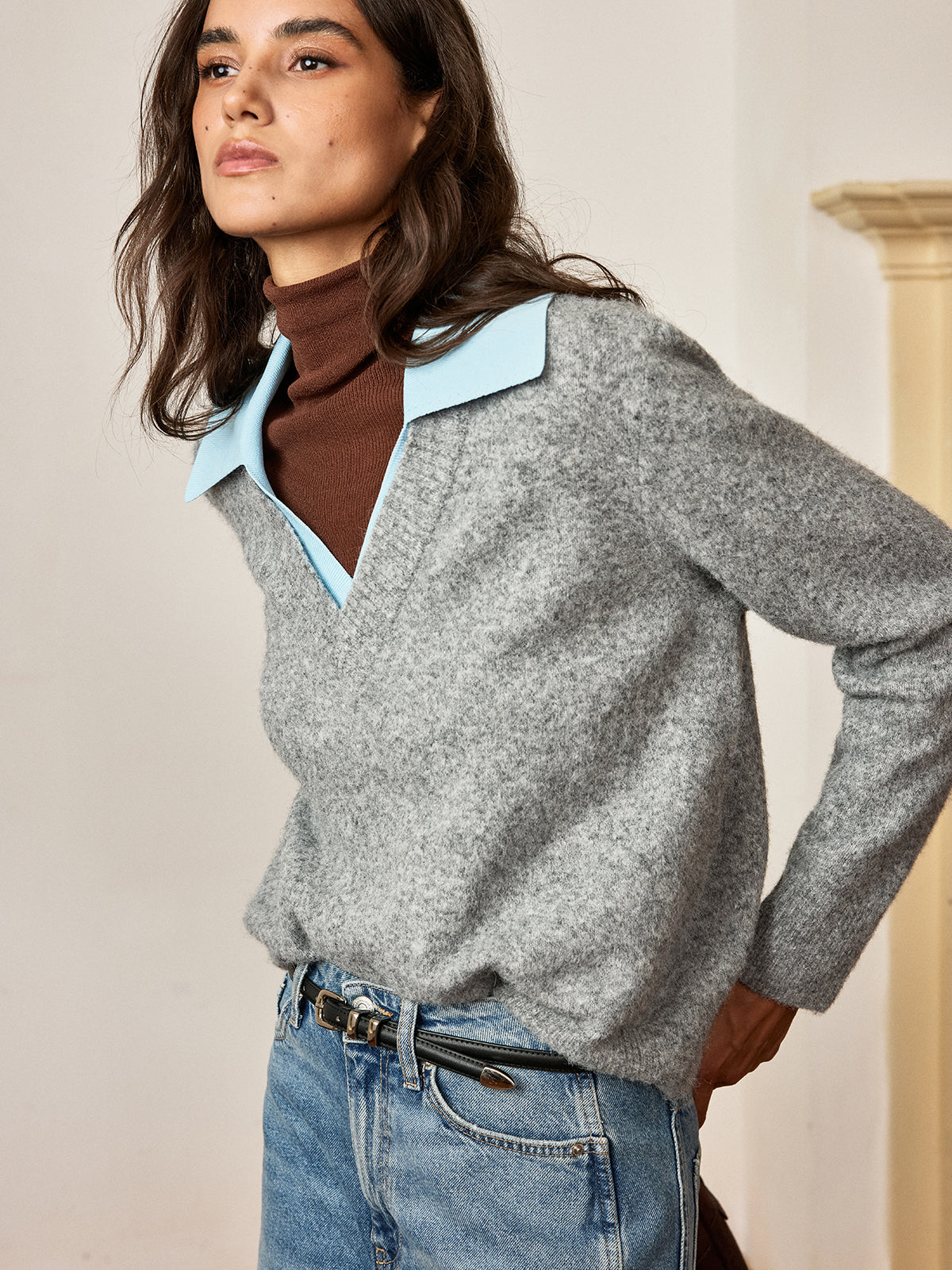 Pull en laine mélangée à col contrastant