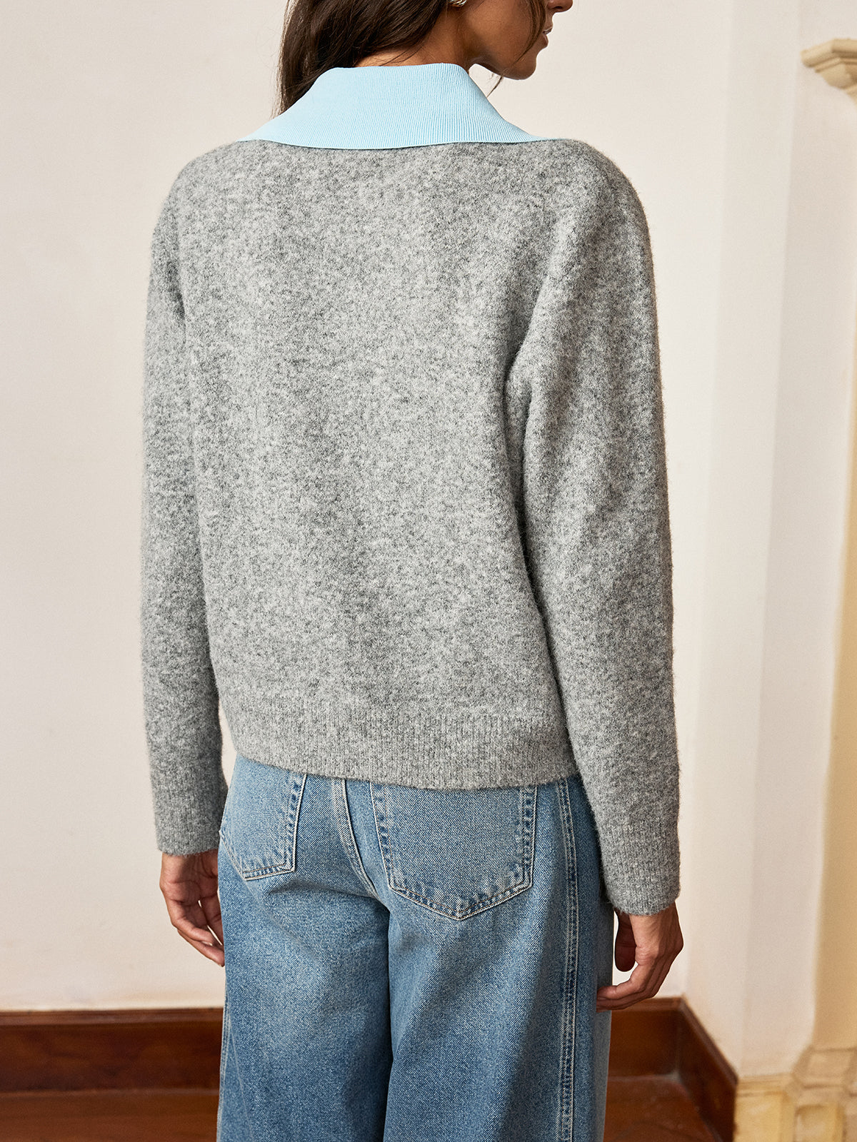 Pull en laine mélangée à col contrastant