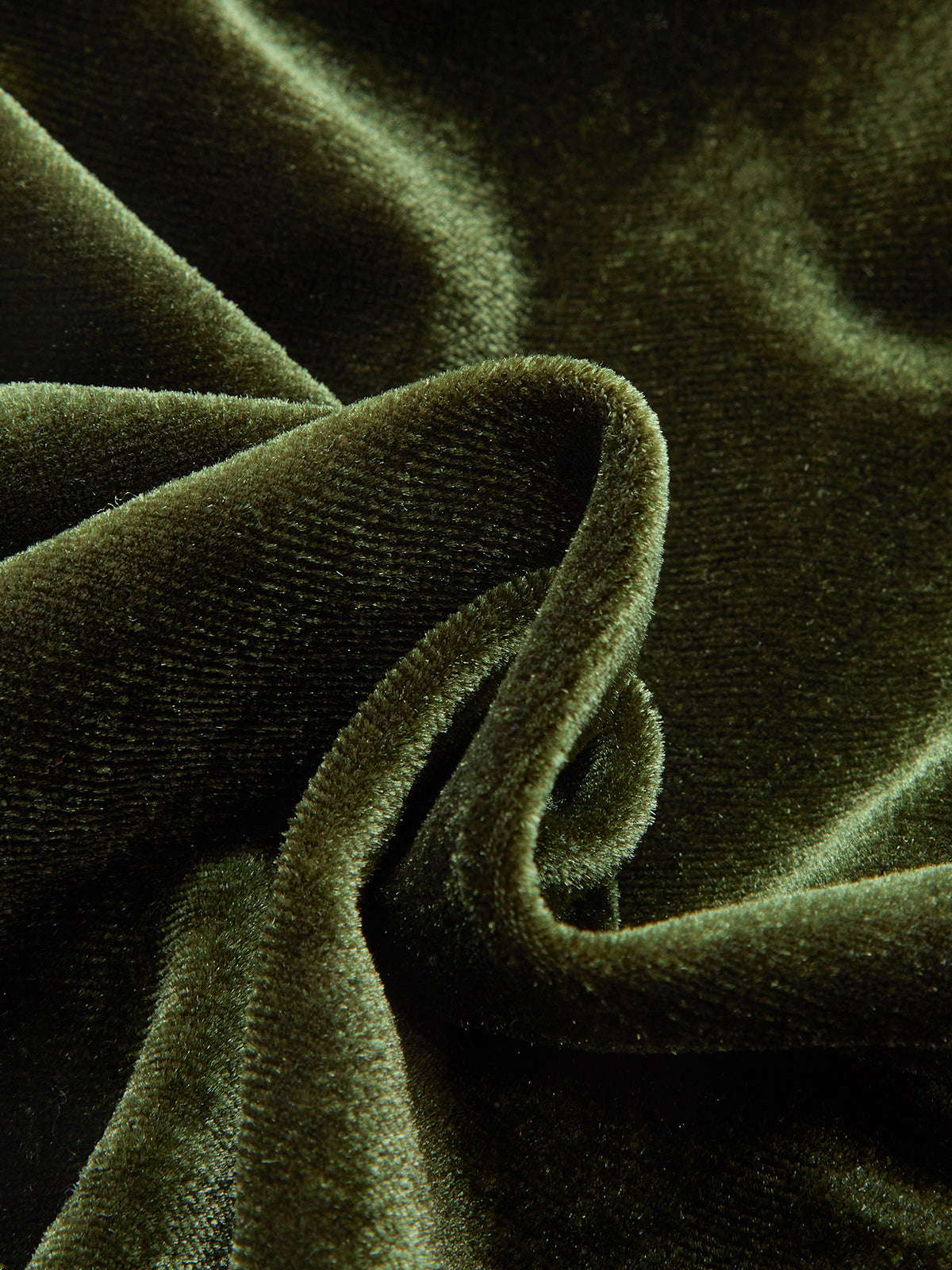 Chemisier à manches longues en velours torsadé avec découpe sur le devant